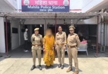 Lucknow Crime News, Sushant Golf City Police, property dealer arrested Lucknow, land grab case Lucknow, blackmail video case UP, लखनऊ अपराध समाचार, जमीन हड़पने का मामला, Lucknow police latest news, Akanksha Pandey arrest, Sunil Shukla case,Lucknow police arrest photo, crime accused Lucknow image, Sushant Golf City police photo, Fortuner seized image, property fraud case image, UP police action photo,#LucknowNews, #LucknowCrime, #UPCrimeNews, #PoliceAction, #BreakingNews, #LandFraud, #BlackmailCase, #SushantGolfCity, #LatestNews, #IndiaNews, #लखनऊन्यूज, #क्राइमन्यूज, #यूपीसमाचार, #ब्रेकिंगन्यूज, #पुलिसकार्रवाई