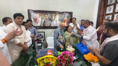 #AjayRai, #UPCongress, #CongressParty, #Lucknow, #PoliticalNews, #UttarPradesh, #CongressWorkers, #HanumanTemple, #AjayRaiNews, #UPPolitics, #CongressOffice, #BreakingNews, #HindiNews, #LucknowNews,अजय राय फोटो, Ajay Rai latest image, Lucknow Congress office photo, UP Congress leader image, Hanuman temple Lucknow visuals, Congress workers meeting, Ajay Rai supporters, Uttar Pradesh Congress pictures, political meeting Lucknow, Ajay Rai worship photo,Ajay Rai health update, UP Congress President Ajay Rai, Ajay Rai Lucknow visit, Uttar Pradesh Congress news, अजय राय स्वास्थ्य अपडेट, कांग्रेस प्रदेश अध्यक्ष अजय राय, Lucknow political news, UP Congress office, Ajay Rai Hanuman Temple visit, Congress Party Uttar Pradesh, Ajay Rai latest news, Uttar Pradesh political news, Congress organization meeting, Lucknow Congress office news, Ajay Rai public appearance,