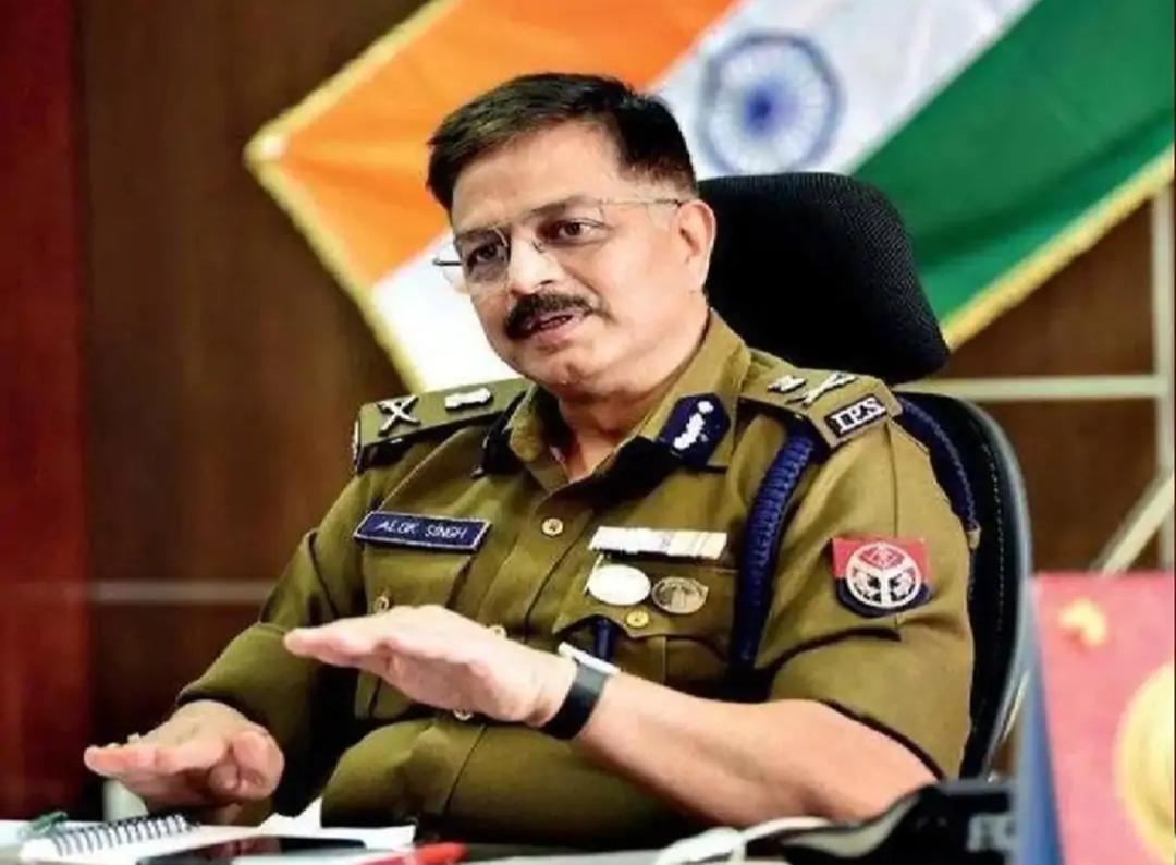 यूपी IPS ट्रांसफर, यूपी पुलिस तबादला, बिनोद कुमार सिंह, UP 112 प्रभार, आलोक सिंह डीजी पीएसी, योगी सरकार IPS फेरबदल, यूपी पुलिस प्रशासन, लखनऊ आईपीएस ट्रांसफर, कानपुर ADG, आगरा ADG, यूपी पुलिस न्यूज, वरिष्ठ आईपीएस अधिकारी,UP IPS Transfer 2026, Uttar Pradesh IPS Transfer, Binod Kumar Singh, UP 112 Additional Charge, Alok Singh DG PAC, Yogi Government IPS Reshuffle, UP Police News, Lucknow IPS Transfer, Kanpur ADG, Agra ADG, Senior IPS Officers,यूपी IPS अधिकारी फोटो, पुलिस मुख्यालय लखनऊ, यूपी पुलिस तबादला, बिनोद कुमार सिंह फोटो, आलोक सिंह आईपीएस,UP IPS Officers Image, UP Police Headquarters Lucknow, IPS Transfer News, Binod Kumar Singh Photo, Alok Singh IPS,#UPIPSTransfer, #UPPolice, #YogiGovernment, #BinodKumarSingh, #UP112, #LucknowNews, #IPSOfficer, #UPNews, #PoliceTransfer, #AlokSingh, #BreakingNews, #HindiNews, #UttarPradesh,