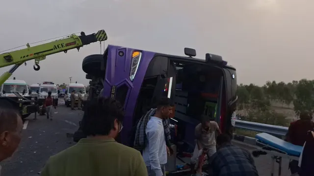 आगरा लखनऊ एक्सप्रेसवे हादसा, उन्नाव बस हादसा, स्लीपर बस पलटी, बिहार दारोगा मौत, एक्सप्रेसवे सड़क दुर्घटना, उन्नाव न्यूज हिंदी, आगरा लखनऊ एक्सप्रेसवे समाचार, यूपी सड़क हादसा, दिल्ली से बिहार बस हादसा, औरास थाना हादसा, लखनऊ ट्रॉमा सेंटर, यूपी ब्रेकिंग न्यूज, सड़क दुर्घटना उत्तर प्रदेश, बस दुर्घटना समाचार,Agra Lucknow Expressway Accident, Unnao Bus Accident, Sleeper Bus Overturns, Bihar Police Officer Death, UP Road Accident, Expressway Crash News, Delhi to Bihar Bus Accident, Uttar Pradesh Breaking News, Unnao Accident Today, Lucknow Trauma Center News, India Highway Accident, Bus Crash Uttar Pradesh,आगरा लखनऊ एक्सप्रेसवे, पलटी बस, उन्नाव हादसा, सड़क दुर्घटना, यूपीडा रेस्क्यू, घायल यात्री, ट्रॉमा सेंटर लखनऊ, पुलिस राहत कार्य,Agra Lucknow Expressway bus crash, Unnao road accident, Sleeper bus accident, UPDA rescue operation, Injured passengers, Lucknow trauma center, Highway accident India, Police rescue work,#AgraLucknowExpressway, #BusAccident, #UnnaoNews, #UPAccident, #RoadAccident, #BreakingNews, #UttarPradeshNews, #LucknowNews, #ExpresswayAccident, #BiharPolice, #SleeperBusAccident, #HighwayCrash, #IndiaNews, #UPPolice, #TrafficNews, #आगरा_लखनऊ_एक्सप्रेसवे, #उन्नाव_हादसा, #बस_हादसा, #सड़क_दुर्घटना, #ब्रेकिंग_न्यूज, #यूपी_समाचार, #लखनऊ_न्यूज, #हाईवे_हादसा,