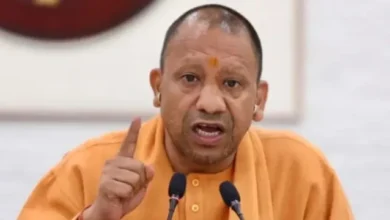 उत्तर प्रदेश मौसम आपदा खबर, Uttar Pradesh weather disaster news 2026, लखनऊ सीएम योगी निर्देश, Lucknow CM Yogi Adityanath instructions, यूपी राहत मुआवजा नीति, UP compensation policy disaster relief, IMD मौसम चेतावनी यूपी, India Meteorological Department weather alert UP, जिलाधिकारी फील्ड निर्देश यूपी, District Magistrate field monitoring UP disaster,#YogiAdityanath, #UPNews, #WeatherAlert, #DisasterRelief, #BreakingNews, #IndiaNews, #IMD, #GoogleDiscover, #HindiNews,आंधी बारिश यूपी फोटो, storm damage UP image, lightning strike visuals India, disaster relief work photo, UP administration field image,सीएम योगी निर्देश, Yogi Adityanath orders relief, UP weather damage news, lightning storm UP, compensation 24 hours UP, disaster management UP news,