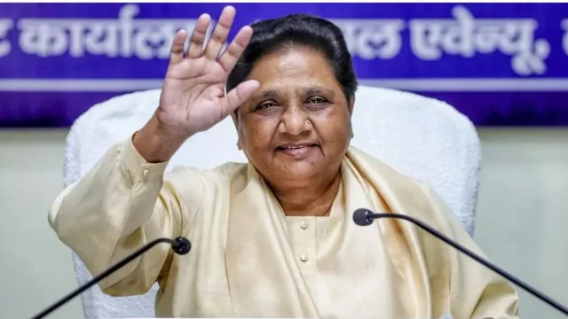 Mayawati News, Mayawati on Inflation, Petrol Diesel Price News, LPG Price Hike India, BSP Chief Statement, Inflation News India, Commercial Cylinder Price News, Mayawati latest statement, मायावती खबर, महंगाई समाचार, पेट्रोल डीजल रेट, गैस सिलिंडर कीमत, यूपी राजनीति खबर, भारत महंगाई न्यूज,Mayawati statement petrol price, BSP chief inflation issue, LPG cylinder expensive India, Mayawati X post news, Petrol diesel hike reaction, गरीब मिडिल क्लास महंगाई, commercial cylinder rate news, fuel price politics India,#Mayawati, #BSP, #Inflation, #PetrolDieselPrice, #LPGPrice, #CommercialCylinder, #IndiaNews, #PoliticalNews, #BreakingNews, #HindiNews, #UPNews, #TrendingNews, #GoogleDiscover, #LatestNews, #FuelPrice
