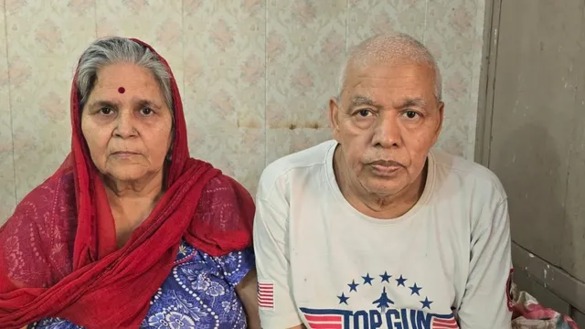 आगरा संपत्ति विवाद, बुजुर्ग दंपती न्याय की गुहार, बेटे बहू पर घर हड़पने का आरोप, रामविलास कटारा, आगरा समाचार, मुख्यमंत्री योगी आदित्यनाथ, वरिष्ठ नागरिक अधिकार, पारिवारिक संपत्ति विवाद, मलपुरा थाना, आगरा वायरल वीडियो, बुजुर्ग दंपती मामला, उत्तर प्रदेश समाचार, घर से बेदखल माता पिता,Agra Property Dispute, Elderly Couple Appeal, Son Daughter In Law Property Case, Ramvilas Katara, Agra News, Yogi Adityanath, Senior Citizen Rights, Family Property Dispute, Malpura Police, Viral Video Agra, Elderly Parents Evicted, Uttar Pradesh News, Property Conflict Case,रामविलास कटारा, आगरा बुजुर्ग दंपती, संपत्ति विवाद, योगी आदित्यनाथ, घर हड़पने का आरोप, मलपुरा पुलिस, आगरा समाचार, वायरल वीडियो,Ramvilas Katara, Agra Elderly Couple, Property Dispute, Yogi Adityanath, Eviction Case, Malpura Police, Agra News, Viral Video,#Agra, #AgraNews, #PropertyDispute, #SeniorCitizen, #RamvilasKatara, #YogiAdityanath, #UPNews, #BreakingNews, #ViralVideo, #FamilyDispute, #PropertyCase, #JusticeForParents, #ElderlyCouple, #MalpuraPolice, #UttarPradesh, #HindiNews, #TrendingNews, #GoogleDiscover, #SocialMedia, #LatestNews, #SeniorCitizenRights, #ParentsRights, #AgraViralVideo, #PropertyConflict,
