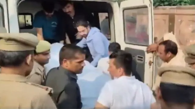 Prateek Yadav Death News, Prateek Yadav Postmortem, KGMU Lucknow News, Akhilesh Yadav Brother Death, Civil Hospital Lucknow, Samajwadi Party Statement, Aparna Yadav Husband Death, Lucknow Breaking News, UP Political News, Mulayam Singh Yadav Family, Prateek Yadav Latest Update, Uttar Pradesh News,प्रतीक यादव फोटो, KGMU लखनऊ, सिविल अस्पताल लखनऊ, अखिलेश यादव परिवार, अपर्णा यादव पति, समाजवादी पार्टी खबर, लखनऊ ब्रेकिंग न्यूज, राजनीतिक शोक समाचार, यूपी न्यूज,Prateek Yadav Photo, KGMU Lucknow, Civil Hospital Lucknow, Akhilesh Yadav Family, Aparna Yadav Husband, Samajwadi Party News, UP Breaking News, Political News Hindi, Lucknow Latest News,प्रतीक यादव निधन अपडेट, Prateek Yadav Death Update, KGMU Postmortem News, Akhilesh Yadav Brother News, Lucknow Breaking Hindi News, समाजवादी पार्टी शोक संदेश, Aparna Yadav Husband Death, Mulayam Singh Yadav Family News, यूपी राजनीतिक खबर, Google Discover Hindi News,#PrateekYadav, #AkhileshYadav, #AparnaYadav, #LucknowNews, #KGMU, #BreakingNews, #UPNews, #SamajwadiParty, #PoliticalNews, #PrateekYadavDeath, #HindiNews, #GoogleDiscover, #LucknowBreaking, #UPPolitics,
