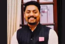 सुरेंद्र दिलेर फोटो, योगी कैबिनेट शपथ, खैर विधायक, भाजपा नेता अलीगढ़, यूपी मंत्री मंडल, राज्यमंत्री सुरेंद्र दिलेर, वाल्मीकि समाज नेता, हाथरस सांसद परिवार, पश्चिमी यूपी भाजपा, योगी सरकार मंत्री फोटो,Surendra Diler biography, Surendra Diler minister, Yogi cabinet expansion 2026, Khair MLA Surendra Diler, BJP PDA strategy, UP politics news, West UP political news, Valmiki community BJP, Surendra Diler latest news, Uttar Pradesh cabinet expansion, BJP Dalit politics, Aligarh political news, Hathras BJP leader, Yogi Adityanath cabinet minister, UP minister list 2026,सुरेंद्र दिलेर कौन हैं, सुरेंद्र दिलेर जीवनी, योगी कैबिनेट विस्तार 2026, खैर विधायक सुरेंद्र दिलेर, यूपी राज्यमंत्री सूची, भाजपा PDA रणनीति, पश्चिमी यूपी राजनीति, वाल्मीकि समाज भाजपा, योगी सरकार मंत्री, अलीगढ़ राजनीतिक खबर, हाथरस भाजपा नेता, सुरेंद्र दिलेर समाचार, यूपी राजनीति ताजा खबर, भाजपा दलित राजनीति, योगी मंत्रिमंडल विस्तार,#SurendraDiler, #YogiCabinet, #UPPolitics, #BJP, #YogiAdityanath, #CabinetExpansion, #AligarhNews, #KhairMLA, #WestUPPolitics, #BreakingNews, #PoliticalNews, #ValmikiSamaj, #PDApolitics, #UttarPradeshNews, #HindiNews, #LatestNews, #GoogleDiscover, #TrendingNews, #BJPNews, #UPCabinet