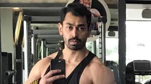 प्रतीक यादव पोस्टमार्टम रिपोर्ट, Prateek Yadav Death, शरीर नीला पड़ गया, विसरा सुरक्षित, दिल सुरक्षित, पल्मोनरी एम्बोलिज्म, अखिलेश यादव भाई निधन, मुलायम सिंह यादव पुत्र, KGMU पोस्टमार्टम, लखनऊ ब्रेकिंग न्यूज, अपर्णा यादव पति, समाजवादी पार्टी खबर, यूपी राजनीतिक समाचार,Prateek Yadav Postmortem Report, Prateek Yadav Death News, Body Turned Blue, Viscera Preserved, Heart Preserved, Pulmonary Embolism, Akhilesh Yadav Brother Death, Mulayam Singh Yadav Son, KGMU Postmortem, Lucknow Breaking News, Aparna Yadav Husband, UP Political News,प्रतीक यादव फोटो, KGMU पोस्टमार्टम हाउस, सिविल अस्पताल लखनऊ, अखिलेश यादव परिवार, अपर्णा यादव, सैफई शोक, राजनीतिक खबर,Prateek Yadav Photo, KGMU Mortuary, Civil Hospital Lucknow, Akhilesh Yadav Family, Aparna Yadav, Saifai Mourning, Political News India,Prateek Yadav Latest Update, Prateek Yadav Postmortem News, Mulayam Singh Yadav Son Death, Akhilesh Yadav Family News, KGMU Report News, Pulmonary Embolism News Hindi, Lucknow Breaking News Hindi, Political Breaking News, Google Discover Hindi News,#PrateekYadav, #PrateekYadavDeath, #AkhileshYadav, #MulayamSinghYadav, #AparnaYadav, #KGMU, #LucknowNews, #Saifai, #BreakingNews, #UPNews, #PoliticalNews, #HindiNews, #GoogleDiscover, #PostmortemReport, #PulmonaryEmbolism,