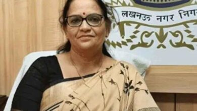 लखनऊ नगर निगम विवाद, लखनऊ मेयर अधिकार फ्रीज, Lucknow mayor powers frozen, इलाहाबाद हाईकोर्ट आदेश, Allahabad High Court Lucknow bench decision, SP पार्षद शपथ विवाद, Samajwadi Party councillor oath case, ललित किशोर तिवारी मामला, Lucknow municipal corporation news, UP civic body controversy, नगर निगम लखनऊ शपथ मामला, mayor administrative powers case India, Uttar Pradesh politics news, Lucknow political controversy 2026, district administration Lucknow powers, municipal governance India case,लखनऊ हाईकोर्ट फैसला, मेयर अधिकार फ्रीज आदेश, नगर निगम शपथ विवाद, सपा पार्षद केस, इलाहाबाद हाईकोर्ट लखनऊ बेंच, Lucknow High Court verdict, mayor powers suspended India, municipal oath controversy, UP politics latest news, civic body governance issue India, Samajwadi Party councillor dispute, Lucknow municipal corporation case update, administrative powers freeze order India, court decision Lucknow mayor case,