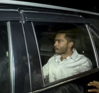 अभिषेक बनर्जी, अभिषेक बनर्जी घर छापेमारी, कोलकाता पुलिस कार्रवाई, पश्चिम बंगाल राजनीति, टीएमसी नेता अभिषेक बनर्जी, ममता बनर्जी, बंगाल राजनीतिक खबर, कोलकाता न्यूज, वित्तीय धोखाधड़ी जांच, सीआईडी जांच बंगाल, ईडी समन अभिषेक बनर्जी, पश्चिम बंगाल ताजा खबर, राजनीतिक समाचार, कोलकाता ब्रेकिंग न्यूज,Abhishek Banerjee, Abhishek Banerjee house raid, Kolkata Police raid, West Bengal politics, TMC leader Abhishek Banerjee, Mamata Banerjee, Kolkata breaking news, Financial Fraud Investigation, CID Inquiry West Bengal, ED Summons Abhishek Banerjee, Bengal Political News, Latest West Bengal News, Political Updates India, Kolkata News Today,अभिषेक बनर्जी फोटो, अभिषेक बनर्जी आवास, कोलकाता पुलिस जांच, ममता बनर्जी आवास पहुंचीं, टीएमसी नेता, पश्चिम बंगाल राजनीतिक घटनाक्रम, बंगाल छापेमारी, कोलकाता राजनीति, सीआईडी जांच, ईडी नोटिस,Abhishek Banerjee Photo, Abhishek Banerjee Residence, Kolkata Police Investigation, Mamata Banerjee Visit, TMC Leader, West Bengal Political Development, Kolkata Raid, CID Investigation, ED Notice, Political News India,#AbhishekBanerjee, #MamataBanerjee, #WestBengalPolitics, #KolkataNews, #TMC, #PoliticalNews, #BreakingNews, #CIDInvestigation, #EDSummons, #BengalPolitics, #IndiaNews,