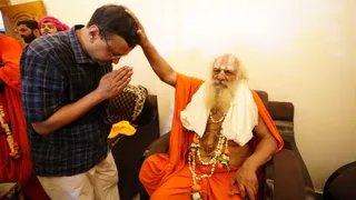 अरविंद केजरीवाल अयोध्या, केजरीवाल रामलला दर्शन, अयोध्या चढ़ावा चोरी मामला, राम मंदिर विवाद, केजरीवाल बयान अयोध्या,Arvind Kejriwal Ayodhya visit, Ram Lalla darshan news, Ayodhya temple donation theft, UP politics news, India political controversy,अयोध्या समाचार, उत्तर प्रदेश राजनीति, Ayodhya news Hindi, Uttar Pradesh latest news, Lucknow political news,#ArvindKejriwal #AyodhyaNews #RamMandir #RamLalla #UPPolitics #YogiAdityanath #IndiaNews #PoliticalNews #AyodhyaVisit #BreakingNews,