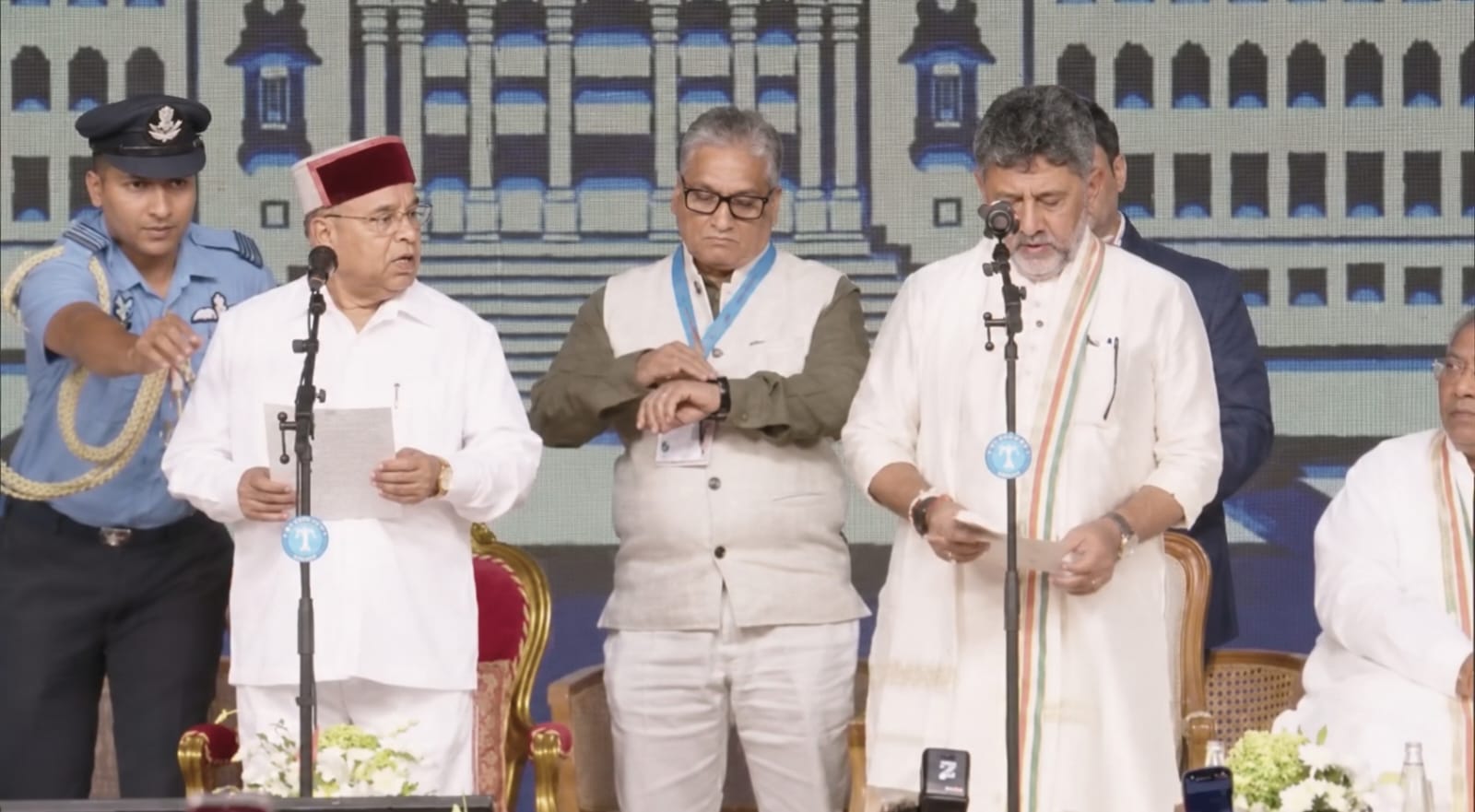 कर्नाटक मुख्यमंत्री शपथ ग्रहण 2026, डीके शिवकुमार मुख्यमंत्री, कर्नाटक कांग्रेस सरकार, बेंगलुरु शपथ ग्रहण समारोह, कर्नाटक राजनीति, कांग्रेस सरकार कर्नाटक, राहुल गांधी कर्नाटक, मल्लिकार्जुन खरगे, जी परमेश्वर उपमुख्यमंत्री, कर्नाटक कैबिनेट 2026, बेंगलुरु राजनीतिक खबर, कर्नाटक राज्य समाचार, दक्षिण भारत राजनीति, मुख्यमंत्री शपथ समारोह, कर्नाटक कांग्रेस, बेंगलुरु, कर्नाटक, राजनीतिक खबर,Karnataka CM Oath Ceremony 2026, DK Shivakumar CM, Karnataka New Chief Minister, Karnataka Congress Government, Bengaluru Oath Ceremony, Rahul Gandhi Karnataka, Mallikarjun Kharge, G Parameshwara Deputy CM, Karnataka Cabinet 2026, Congress Government Karnataka, Karnataka Political News, Bengaluru News, South India Politics, Karnataka Assembly, Chief Minister Swearing In, Karnataka Latest News,डीके शिवकुमार शपथ लेते हुए, कर्नाटक मुख्यमंत्री समारोह, लोक भवन बेंगलुरु, राहुल गांधी और खरगे, कांग्रेस शपथ ग्रहण कार्यक्रम, कर्नाटक नई सरकार, मुख्यमंत्री पद की शपथ, कर्नाटक राजनीतिक कार्यक्रम, बेंगलुरु समारोह, कर्नाटक कैबिनेट,DK Shivakumar Oath Taking, Karnataka CM Swearing In, Lok Bhavan Bengaluru, Rahul Gandhi at Ceremony, Congress Oath Ceremony, Karnataka New Government, Chief Minister Oath, Karnataka Political Event, Bengaluru Political News, Karnataka Cabinet Ministers,#KarnatakaCMOathCeremony2026, #DKShivakumar, #KarnatakaPolitics, #CongressGovernment, #BengaluruNews, #RahulGandhi, #MallikarjunKharge, #KarnatakaCabinet, #PoliticalNews, #SouthIndiaPolitics, #KarnatakaNews, #BreakingNews, #NationalPrastavana, #ChiefMinister, #Congress,