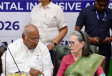 INDIA गठबंधन बैठक, इंडिया ब्लॉक बैठक 2026, मल्लिकार्जुन खरगे, राहुल गांधी, सोनिया गांधी, ममता बनर्जी, अखिलेश यादव, विपक्षी गठबंधन, महंगाई मुद्दा, SIR मतदाता सूची, विदेश नीति, दिल्ली राजनीति, कॉन्स्टिट्यूशन क्लब बैठक, विपक्षी एकता, 2029 लोकसभा चुनाव,INDIA Bloc Meeting 2026, INDIA Alliance Meeting, Mallikarjun Kharge, Rahul Gandhi, Sonia Gandhi, Mamata Banerjee, Akhilesh Yadav, Opposition Alliance, Inflation Issue, SIR Voter List Revision, Foreign Policy Debate, Delhi Politics, Constitution Club Meeting, Opposition Unity, Lok Sabha Election 2029,इंडिया ब्लॉक बैठक दिल्ली, विपक्षी दल बैठक, राहुल गांधी बैठक, ममता बनर्जी दिल्ली दौरा, अखिलेश यादव इंडिया गठबंधन, खरगे बयान, विपक्षी राजनीति, लोकसभा चुनाव रणनीति, राष्ट्रीय राजनीति, INDIA Bloc Delhi Meeting, Opposition Leaders Meeting, Rahul Gandhi Meeting, Mamata Banerjee Delhi Visit, Akhilesh Yadav INDIA Alliance, Kharge Statement, Opposition Politics, Lok Sabha Strategy, National Politics, Delhi News,दिल्ली समाचार,#INDIABloc, #IndiaAlliance, #MallikarjunKharge, #RahulGandhi, #SoniaGandhi, #MamataBanerjee, #AkhileshYadav, #SharadPawar, #OppositionPolitics, #DelhiPolitics, #Inflation, #ForeignPolicy, #SIR, #LokSabha2029, #PoliticalNews, #NationalNews, #BreakingNews, #HindiNews, #LatestNews, #GoogleDiscover,