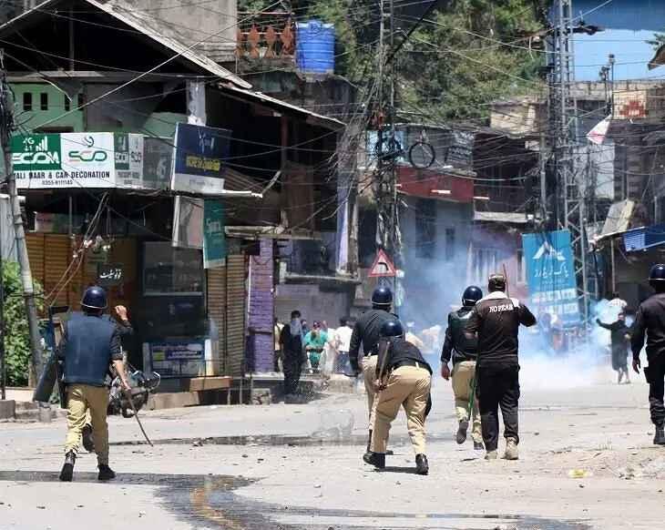 POJK Protest Violence, Pakistan Occupied Kashmir Unrest, POJK Latest News, Pakistan Administered Kashmir Protest, Muzaffarabad Violence, Kashmir Protest News, Pakistan Political Crisis, International News, South Asia Conflict, Pakistan Occupied Jammu Kashmir, World News Update,POJK हिंसा, पाकिस्तान अधिकृत कश्मीर समाचार, POJK Protest Violence, पीओजेके प्रदर्शन, पाकिस्तान अधिकृत जम्मू कश्मीर बवाल, पीओजेके गोलीबारी, मुजफ्फराबाद हिंसा, पाकिस्तान राजनीतिक संकट, कश्मीर अंतरराष्ट्रीय समाचार, पाकिस्तान कब्जे वाला कश्मीर, विदेशी समाचार, अंतरराष्ट्रीय राजनीति समाचार,पीओजेके प्रदर्शन, पाकिस्तान अधिकृत कश्मीर, मुजफ्फराबाद विरोध प्रदर्शन, सुरक्षा बल कार्रवाई, कश्मीर हिंसा, अंतरराष्ट्रीय खबर, पाकिस्तान संकट, प्रदर्शनकारी, राजनीतिक अशांति, कश्मीर समाचार,POJK Protest, Pakistan Occupied Kashmir, Muzaffarabad Protest, Security Forces, Kashmir Unrest, International News, Pakistan Crisis, Demonstrators, Political Conflict, World Affairs,#POJKProtestViolence, #POJK, #PakistanOccupiedKashmir, #KashmirNews, #Muzaffarabad, #PakistanNews, #WorldNews, #InternationalNews, #PoliticalCrisis, #SouthAsia, #BreakingNews, #GlobalAffairs, #PakistanOccupiedJK, #KashmirConflict, ,#SanjeevSrivastava, #Lucknow, #InternationalPolitics, #TrendingNews, #GoogleDiscover,POJK Protest Violence News, Pakistan Occupied Kashmir Violence Update, Muzaffarabad Protest Latest News, Pakistan Kashmir Political Crisis, Kashmir Reserved Seats Controversy, South Asia Conflict News, International Political News, Pakistan Occupied Jammu Kashmir Update, World Breaking News, Global Affairs News,