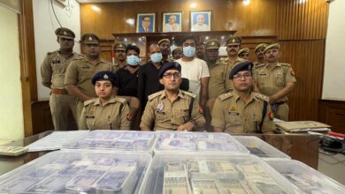 लखनऊ नकली नोट बरामद, मड़ियांव पुलिस कार्रवाई, नकली करेंसी गिरोह, लखनऊ अपराध समाचार, फर्जी नोट तस्करी, उत्तर प्रदेश पुलिस, नकली नोट नेटवर्क, मड़ियांव थाना समाचार, आजमगढ़ आरोपी गिरफ्तार, लखनऊ क्राइम न्यूज, यूपी पुलिस कार्रवाई, नकली करेंसी बरामदगी, आर्थिक अपराध समाचार, लखनऊ ताजा खबर, नकली नोट गैंग, पुलिस उपायुक्त उत्तरी, लखनऊ, उत्तर प्रदेश, क्राइम न्यूज,Lucknow fake currency seizure, Madiyanv police action, Fake currency gang busted, Lucknow crime news, Counterfeit notes recovered, Uttar Pradesh Police, Fake note trafficking, Lucknow latest news, Counterfeit currency racket, Madiyanv police station news, Azamgarh accused arrested, UP crime update, Economic crime news, Fake note smuggling, DCP North Lucknow, Lucknow Uttar Pradesh crime news,मड़ियांव पुलिस नकली नोट बरामद, लखनऊ पुलिस गिरफ्तारी, नकली करेंसी की गड्डियां, फर्जी नोट बरामदगी, पुलिस जांच, आरोपी गिरफ्तार, लखनऊ अपराध, नकली नोट तस्करी, उत्तर प्रदेश पुलिस कार्रवाई, आर्थिक अपराध,Madiyanv Police Fake Currency, Lucknow Police Arrest, Counterfeit Currency Bundle, Fake Notes Recovery, Crime Investigation, Accused Arrested, Uttar Pradesh Police Action, Counterfeit Money Seizure, Fake Currency Gang, Economic Crime News,#LucknowNews, #MadiyanvPolice, #FakeCurrency, #CounterfeitNotes, #LucknowCrime, #UPPolice, #CrimeNews, #FakeCurrencyGang, #EconomicCrime, #UttarPradeshNews, #Azamgarh, #DCPNorthLucknow, #BreakingNews, #GoogleDiscover, #HindiNews, #Lucknow, #UPCrime, #PoliceAction, #LatestNews,