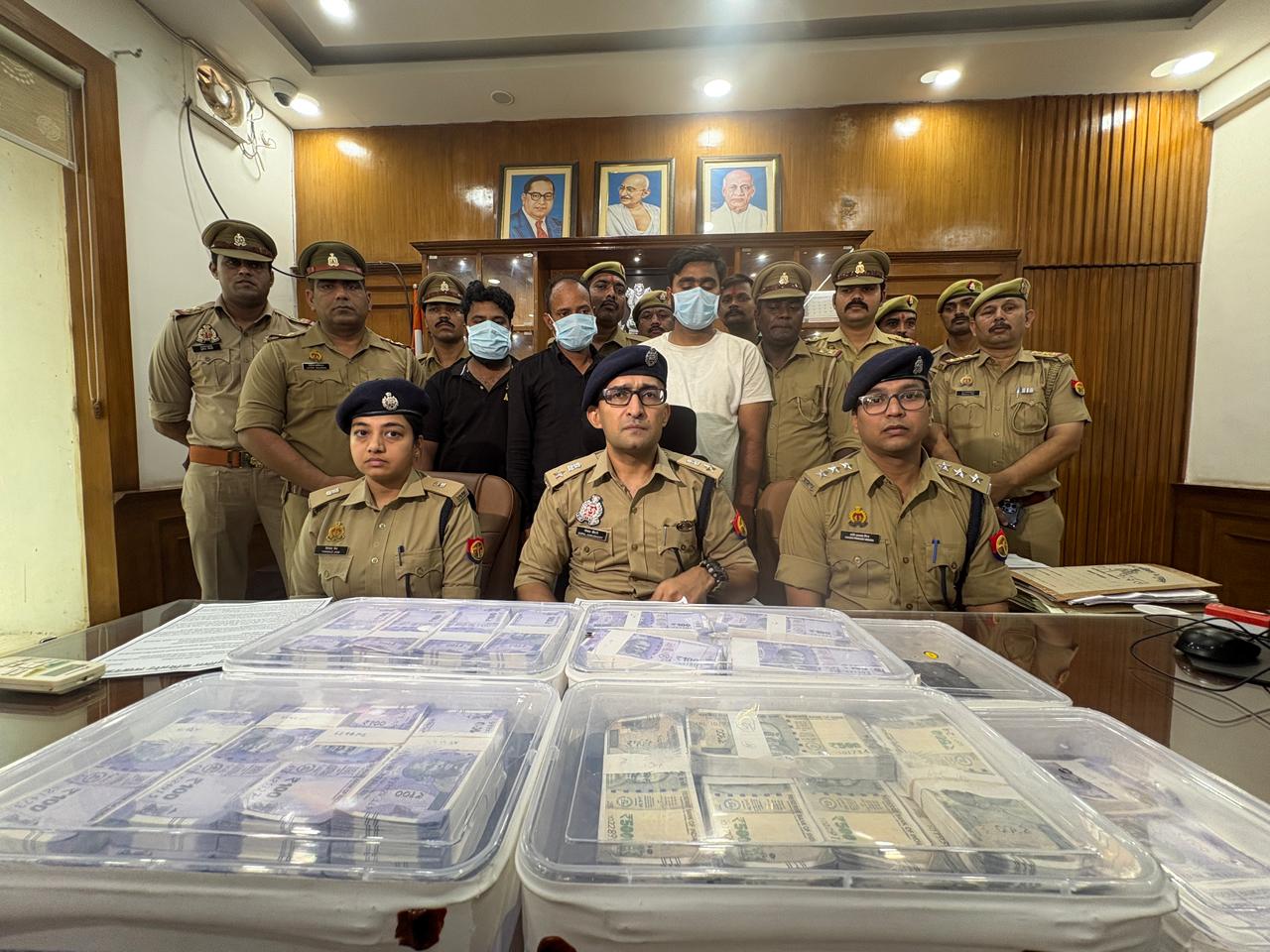 लखनऊ नकली नोट बरामद, मड़ियांव पुलिस कार्रवाई, नकली करेंसी गिरोह, लखनऊ अपराध समाचार, फर्जी नोट तस्करी, उत्तर प्रदेश पुलिस, नकली नोट नेटवर्क, मड़ियांव थाना समाचार, आजमगढ़ आरोपी गिरफ्तार, लखनऊ क्राइम न्यूज, यूपी पुलिस कार्रवाई, नकली करेंसी बरामदगी, आर्थिक अपराध समाचार, लखनऊ ताजा खबर, नकली नोट गैंग, पुलिस उपायुक्त उत्तरी, लखनऊ, उत्तर प्रदेश, क्राइम न्यूज,Lucknow fake currency seizure, Madiyanv police action, Fake currency gang busted, Lucknow crime news, Counterfeit notes recovered, Uttar Pradesh Police, Fake note trafficking, Lucknow latest news, Counterfeit currency racket, Madiyanv police station news, Azamgarh accused arrested, UP crime update, Economic crime news, Fake note smuggling, DCP North Lucknow, Lucknow Uttar Pradesh crime news,मड़ियांव पुलिस नकली नोट बरामद, लखनऊ पुलिस गिरफ्तारी, नकली करेंसी की गड्डियां, फर्जी नोट बरामदगी, पुलिस जांच, आरोपी गिरफ्तार, लखनऊ अपराध, नकली नोट तस्करी, उत्तर प्रदेश पुलिस कार्रवाई, आर्थिक अपराध,Madiyanv Police Fake Currency, Lucknow Police Arrest, Counterfeit Currency Bundle, Fake Notes Recovery, Crime Investigation, Accused Arrested, Uttar Pradesh Police Action, Counterfeit Money Seizure, Fake Currency Gang, Economic Crime News,#LucknowNews, #MadiyanvPolice, #FakeCurrency, #CounterfeitNotes, #LucknowCrime, #UPPolice, #CrimeNews, #FakeCurrencyGang, #EconomicCrime, #UttarPradeshNews, #Azamgarh, #DCPNorthLucknow, #BreakingNews, #GoogleDiscover, #HindiNews, #Lucknow, #UPCrime, #PoliceAction, #LatestNews,