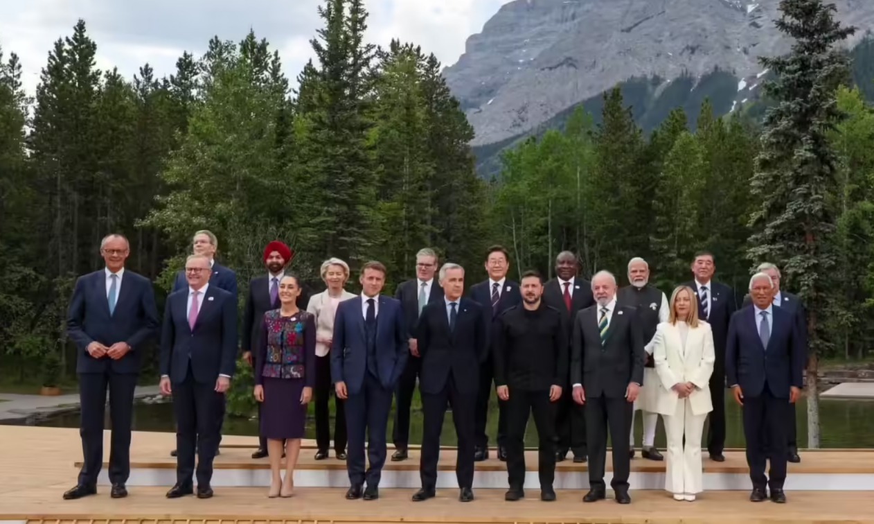 #G7Summit #PMModi #WestAsiaCrisis #HormuzStrait #IndiaAtG7 #GlobalSummit #InternationalNews #France #WorldNews #IndiaUS #Geopolitics,G7 समिट 2026, पश्चिम एशिया संकट, होर्मुज स्ट्रेट सुरक्षा, G7 summit France 2026, PM Modi G7 visit, India G7 participation, West Asia conflict G7, Hormuz Strait security, global summit news India, international relations India, G7 meeting agenda 2026,G7 समिट 2026, पश्चिम एशिया संकट, होर्मुज स्ट्रेट सुरक्षा, G7 summit France 2026, PM Modi G7 visit, India G7 participation, West Asia conflict G7, Hormuz Strait security, global summit news India, international relations India, G7 meeting agenda 2026,