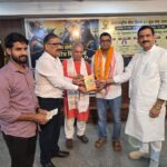 मानव चरित्र निर्माण, श्रीमद्भगवद्गीता, राष्ट्रीय संगोष्ठी, वाराणसी समाचार, हरहुआ वाराणसी, अंतर्राष्ट्रीय योग दिवस, गीता पर संगोष्ठी, प्रो आर एन त्रिपाठी, राम कृष्ण गोस्वामी, अशोक पाठक, सनातन एकता मिशन, भारतीय संस्कृति, चरित्र निर्माण, नैतिक शिक्षा, गीता का महत्व, धार्मिक समाचार, शिक्षा समाचार, वाराणसी कार्यक्रम, उत्तर प्रदेश समाचार, आध्यात्मिक संगोष्ठी,Bhagavad Gita Seminar, Human Character Building, National Seminar Varanasi, International Yoga Day 2026, Sant Atulanand Convent School, R N Tripathi, Ram Krishna Goswami, Ashok Pathak, Sanatan Ekta Mission, Spiritual News, Education News, Moral Education, Bhagavad Gita Importance, Varanasi News, Uttar Pradesh News, Character Development Seminar, Indian Culture, National Conference,गीता संगोष्ठी वाराणसी, मानव चरित्र निर्माण कार्यक्रम, संत अतुलानंद कॉन्वेंट स्कूल, योग दिवस कार्यक्रम, वाराणसी धार्मिक आयोजन, गीता प्रवचन, सनातन धर्म कार्यक्रम, गीता और शिक्षा, राष्ट्रीय सेमिनार वाराणसी, उत्तर प्रदेश समाचार,Bhagavad Gita Seminar Photo, Varanasi Seminar 2026, Human Character Building Event, International Yoga Day Program, Sant Atulanand School Event, Spiritual Conference, Sanatan Dharma Program, Education Seminar, National Seminar UP, Varanasi Event,#BhagavadGita, #HumanCharacterBuilding, #VaranasiNews, #InternationalYogaDay, #NationalSeminar, #SanatanDharma, #GitaKnowledge, #SpiritualIndia, #UttarPradeshNews, #EducationNews, #MoralValues, #IndianCulture, #YogaDay2026, #GitaForYouth, #CharacterDevelopment, #VaranasiEvent, #ReligiousNews, #HindiNews, #GoogleDiscover, #TrendingNews,