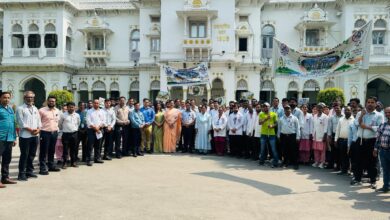 केजीएमयू लखनऊ, KGMU News, विश्व पर्यावरण माह, प्लास्टिक मुक्त परिसर, स्वच्छता अभियान, पर्यावरण जागरूकता रैली, केजीएमयू रैली, लखनऊ स्वास्थ्य समाचार, सुरक्षित स्वच्छता, हाइजीन जागरूकता, जनस्वास्थ्य अभियान, मेडिकल विश्वविद्यालय समाचार, लखनऊ समाचार, उत्तर प्रदेश स्वास्थ्य समाचार,KGMU Lucknow, KGMU News, World Environment Month, Plastic Free Campus, Clean Environment Campaign, Hygiene Awareness Rally, Safe Sanitation, Public Health Awareness, Environmental Sustainability, KGMU Rally, Lucknow Health News, Uttar Pradesh Health News,केजीएमयू पर्यावरण रैली, प्लास्टिक फ्री कैंपस, स्वच्छता अभियान लखनऊ, स्वास्थ्य जागरूकता कार्यक्रम, केजीएमयू समाचार,KGMU Environment Rally, Plastic Free Campus Campaign, Hygiene Awareness Program, Safe Sanitation Drive, Lucknow Medical News,लखनऊ, केजीएमयू, किंग जॉर्ज मेडिकल विश्वविद्यालय, प्रो सोनिया नित्यानंद, डॉ सुरेश कुमार, विश्व पर्यावरण माह, प्लास्टिक मुक्त परिसर, स्वच्छता अभियान, सुरक्षित स्वच्छता, पर्यावरण संरक्षण, जनस्वास्थ्य, नर्सिंग अधिकारी, मेडिकल विश्वविद्यालय, स्वास्थ्य समाचार, उत्तर प्रदेश समाचार,#KGMU, #Lucknow, #WorldEnvironmentMonth, #PlasticFreeCampus, #SafeSanitation, #CleanEnvironment, #PublicHealth, #HealthAwareness, #EnvironmentalSustainability, #KGMUNews, #LucknowNews, #UPNews, #Healthcare, #GreenCampus, #HygieneAwareness,