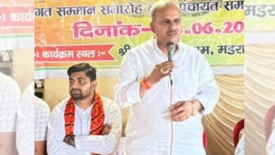 अनिल पाराशर बयान, अनिल पाराशर वायरल वीडियो, कोल विधायक अनिल पाराशर, अलीगढ़ एनकाउंटर, अतरौली मुठभेड़, अलीगढ़ समाचार, यूपी राजनीति, भाजपा विधायक बयान, अपराधियों पर कार्रवाई, योगी सरकार कानून व्यवस्था, अलीगढ़ ताजा खबर, उत्तर प्रदेश राजनीतिक समाचार, वायरल वीडियो विवाद, पुलिस मुठभेड़ जांच,Anil Parashar Statement, Anil Parashar Viral Video, Kol MLA Aligarh, Aligarh Encounter News, Atrauli Encounter, UP Politics News, BJP MLA Statement, Viral Political Video, Uttar Pradesh News, Law and Order UP, Encounter Investigation, Aligarh Latest News, Political Controversy, Viral Video News,अनिल पाराशर, कोल विधायक, अलीगढ़ विधायक, अतरौली मुठभेड़, पुलिस एनकाउंटर, वायरल वीडियो, भाजपा नेता, उत्तर प्रदेश राजनीति, कानून व्यवस्था, अलीगढ़ खबर,Anil Parashar, Kol MLA, Aligarh BJP MLA, Atrauli Encounter, Police Encounter, Viral Video, BJP Leader, UP Politics, Law and Order, Aligarh News,#AnilParashar, #AligarhNews, #KolMLA, #ViralVideo, #AtrauliEncounter, #UPPolitics, #BJPMLA, #EncounterNews, #UttarPradeshNews, #PoliticalNews, #LawAndOrder, #Aligarh, #HindiNews, #BreakingNews, #ViralStatement, #AnilParasharStatement, #Atrauli, #UPNews, #PoliticalControversy, #LatestNews,