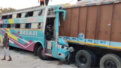 वडोदरा बस हादसा, गुजरात सड़क हादसा, वडोदरा जरोद रोड दुर्घटना, स्लीपर बस दुर्घटना, ट्रक बस टक्कर, गुजरात ब्रेकिंग न्यूज, वडोदरा समाचार, सड़क दुर्घटना समाचार, सयाजी अस्पताल वडोदरा, NDRF रेस्क्यू ऑपरेशन, गुजरात हाईवे हादसा, राष्ट्रीय समाचार, सड़क सुरक्षा खबर, वडोदरा जिला समाचार,Vadodara Bus Accident, Gujarat Road Accident, Vadodara Jarod Road Crash, Sleeper Bus Accident, Truck Bus Collision, Gujarat Breaking News, Vadodara News Today, Sayaji Hospital Vadodara, NDRF Rescue Operation, Highway Accident Gujarat, Road Safety News India, National News,वडोदरा सड़क हादसा फोटो, बस दुर्घटना तस्वीर, ट्रक बस टक्कर फोटो, NDRF रेस्क्यू फोटो, गुजरात दुर्घटना स्थल, घायल यात्री अस्पताल, हाईवे दुर्घटना दृश्य, सयाजी अस्पताल तस्वीर,Vadodara Accident Photo, Bus Crash Image, Truck Collision Photo, NDRF Rescue Image, Gujarat Highway Accident, Injured Passengers Hospital, Road Accident Scene, Sayaji Hospital Photo,#VadodaraBusAccident, #GujaratNews, #RoadAccident, #BusCrash, #VadodaraNews, #HighwayAccident, #BreakingNews, #NDRF, #SayajiHospital, #GujaratBreaking, #NationalNews, #RoadSafety, #TruckCollision, #LatestNews, #IndiaNews, #AccidentNews, #GujaratAccident, #TrendingNews, , #BigBreakingNews,