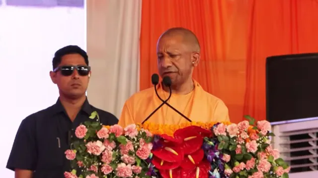 हाथरस सीएम योगी, अखिलेश यादव बयान, योगी आदित्यनाथ भाषण, हाथरस विकास परियोजना, यूपी विकास योजना, कृष्ण जन्मभूमि विवाद, रामलला बयान, उत्तर प्रदेश राजनीति, हाथरस खबर, सीएम योगी हाथरस दौरा,Hathras news, Yogi Adityanath speech Hathras, Akhilesh Yadav response, UP development projects, Uttar Pradesh politics 2026, Krishna Janmabhoomi issue, Ram Lalla Ayodhya reference, Hathras industrial development, double engine government UP, Hathras latest news,सीएम योगी हाथरस सभा, हाथरस विकास परियोजना उद्घाटन, अखिलेश यादव पर बयान, यूपी सरकार विकास कार्यक्रम, हाथरस औद्योगिक क्षेत्र,Yogi Adityanath Hathras rally, UP development project inauguration, Akhilesh Yadav political statement, Uttar Pradesh government event, Hathras industrial area development,#HathrasNews, #YogiAdityanath, #AkhileshYadav, #UPPolitics, #UttarPradeshNews, #DoubleEngineGovernment, #HathrasDevelopment, #KrishnaJanmabhoomi, #RamLalla, #HindiNews,