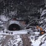 #ZojilaTunnel #KashmirLadakh #NitinGadkari #InfrastructureNews #LadakhNews #JammuKashmir #ZojilaPass #IndiaInfrastructure #RoadConnectivity #StrategicProject #TourismNews #BreakingNews #NHIDCL #HighwayProject #GoogleDiscoverNews,जोजिला टनल ब्रेकथ्रू, Zojila Tunnel breakthrough blast, कश्मीर लद्दाख सुरंग, Kashmir Ladakh tunnel, नितिन गडकरी जोजिला परियोजना, Nitin Gadkari Zojila project, एशिया की सबसे बड़ी सुरंग, Asia longest road tunnel, जोजिला पास कनेक्टिविटी, Zojila Pass connectivity, श्रीनगर लेह हाईवे, Srinagar Leh highway project, लद्दाख सड़क संपर्क, Ladakh all weather connectivity,Zojila Tunnel, जोजिला टनल, कश्मीर लद्दाख कनेक्टिविटी, जोजिला सुरंग ब्रेकथ्रू, नितिन गडकरी, Zojila Tunnel breakthrough, Kashmir Ladakh connectivity, Asia longest tunnel, India infrastructure project, Srinagar Leh highway, Zojila Pass tunnel, Ladakh road connectivity, strategic tunnel India, NHIDCL project, Jammu Kashmir development project,