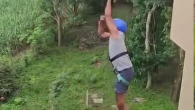 कर्नाटक जिपलाइन हादसा, Karnataka Zipline Accident, दांदेली रिसॉर्ट हादसा, जिपलाइन दुर्घटना वीडियो, कारवार न्यूज, उत्तर कन्नड़ समाचार, एडवेंचर गेम हादसा, पर्यटन स्थल हादसा, कर्नाटक ब्रेकिंग न्यूज, वायरल वीडियो हादसा, रिसॉर्ट लापरवाही, जिपलाइन सुरक्षा, विजयपुरा युवक हादसा,Karnataka Zipline Accident, Dandeli Resort Accident, Zipline Crash Video, Karwar News, Uttara Kannada News, Adventure Activity Accident, Resort Safety Failure, Zipline Lock Break Accident, Karnataka Breaking News, Viral Accident Video, Dandeli Tourism News,Karnataka Zipline Accident Photo, Dandeli Resort Zipline, Zipline Ride Accident, Kuber Surpura Injury, Adventure Game Accident, Viral Accident Video,#Karnataka #ZiplineAccident #Dandeli #Karwar #AdventureAccident #ViralVideo #BreakingNews #KarnatakaNews #TourismNews #ResortAccident #कर्नाटक #जिपलाइनहादसा #दांदेली #हादसा #ब्रेकिंगन्यूज,Karnataka Zipline Accident Video, Dandeli Zipline Accident Today, Zipline Lock Broken News, Karwar Breaking News, Karnataka Resort Accident, Adventure Sports Accident India, Dandeli Tourism Latest News,