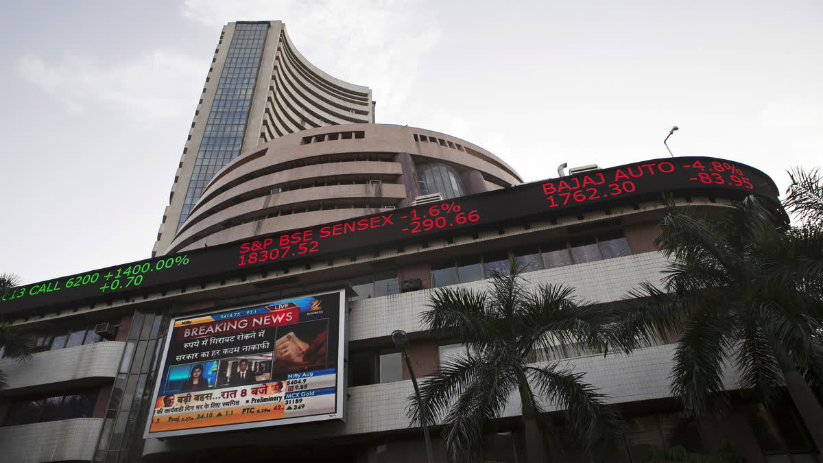 Share Market Today, Stock Market News, Sensex Today, Nifty 50 Today, Indian Stock Market, Share Market Crash, Stock Market Update, BSE Sensex, NSE Nifty, Market Fall News,Share Market Fall, Sensex Nifty Update, Stock Market Crash, Investor Concern, BSE Sensex, NSE Nifty,मुंबई, महाराष्ट्र, शेयर बाजार, सेंसेक्स, निफ्टी, BSE, NSE, Stock Market India, Finance News, Business News, Economy News, Investment News, Mumbai Stock Exchange, Indian Market,#ShareMarket #StockMarket #Sensex #Nifty50 #BSE #NSE #BusinessNews #FinanceNews #MarketUpdate #IndianStockMarket #शेयरबाजार #सेंसेक्स #निफ्टी #बिजनेसन्यूज #मार्केटअपडेट,