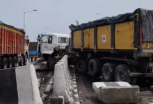 कानपुर, महाराजपुर थाना, सरसौल फ्लाईओवर, कानपुर-प्रयागराज राष्ट्रीय राजमार्ग, सत्यजीत गुप्ता, एनएचएआई, सड़क हादसा, कंटेनर दुर्घटना, ऑटो चालक, उत्तर प्रदेश समाचार, स्थानीय समाचार, दुर्घटना अपडेट,#KanpurAccident, #RoadAccident, #KanpurNews, #UPNews, #HighwayAccident, #Maharajpur, #SarsaulFlyover, #BreakingNews, #TrafficUpdate, #NHAI, #GoogleDiscover, #TrendingNews,Container Auto Accident, Sarsaul Flyover, Roadside Auto, Injured Passengers, Police Rescue Operation, Highway Traffic, Ambulance Service, Kanpur Police, Road Safety, Accident Site,कंटेनर और ऑटो दुर्घटना, सरसौल फ्लाईओवर, सड़क किनारे खड़ा ऑटो, घायल यात्री, पुलिस राहत कार्य, हाईवे ट्रैफिक, एंबुलेंस सेवा, कानपुर पुलिस, सड़क सुरक्षा, दुर्घटना स्थल,Kanpur Road Accident, Maharajpur Accident, Sarsaul Flyover Accident, Auto Container Collision, Kanpur News, Uttar Pradesh Road Accident, Highway Accident India, NHAI News, Maharajpur Police Station, Container Crash, Kanpur Prayagraj Highway, Injured Passengers, Breaking News UP, Traffic Accident News, Local News Kanpur,कानपुर सड़क हादसा, महाराजपुर दुर्घटना, सरसौल फ्लाईओवर हादसा, ऑटो और कंटेनर टक्कर, कानपुर समाचार, सड़क दुर्घटना उत्तर प्रदेश, हाईवे हादसा, एनएचएआई, महाराजपुर थाना, कंटेनर दुर्घटना, कानपुर प्रयागराज हाईवे, घायल यात्री, उत्तर प्रदेश ब्रेकिंग न्यूज, सड़क सुरक्षा समाचार, स्थानीय समाचार कानपुर,