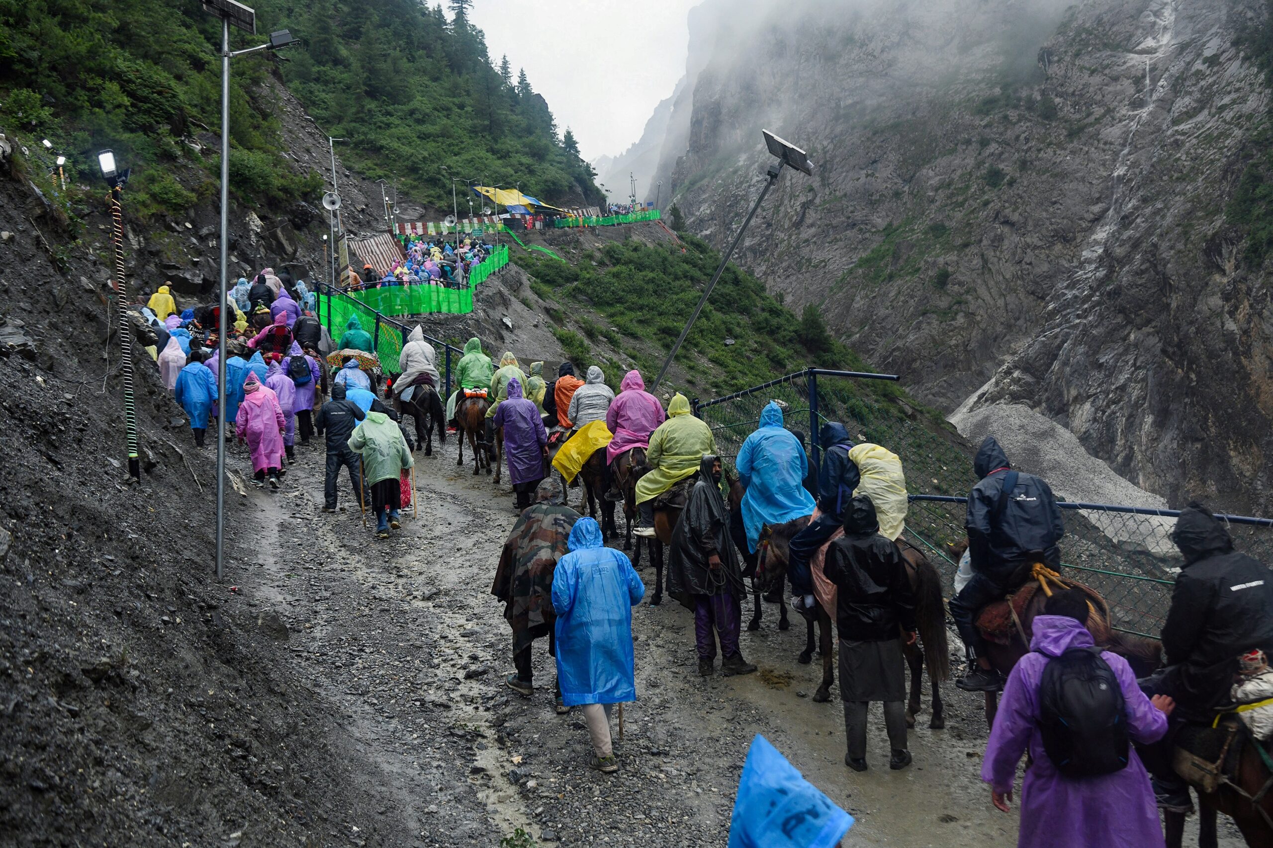 अमरनाथ यात्रा 2026, अमरनाथ यात्रा चौथा जत्था, बाबा बर्फानी दर्शन, जम्मू से अमरनाथ यात्रा, तीर्थयात्रा समाचार, कश्मीर यात्रा, बालटाल रूट, पहलगाम रूट, अमरनाथ यात्रा अपडेट, जम्मू बेस कैंप, श्रद्धालु संख्या, धार्मिक यात्रा भारत,Amarnath Yatra 2026, Amarnath Pilgrimage, Baba Barfani Darshan, Jammu to Amarnath Yatra, Kashmir Pilgrimage News, Baltal Route, Pahalgam Route, Amarnath Yatra Update, Pilgrims India, Religious Travel India, Jammu Base Camp,अमरनाथ यात्रा फोटो, श्रद्धालु जत्था, जम्मू भगवती नगर, बाबा बर्फानी मंदिर, बालटाल मार्ग, पहलगाम मार्ग, तीर्थयात्री यात्रा, कश्मीर सुरक्षा व्यवस्था,Amarnath Yatra Photos, Pilgrims Batch, Bhagwati Nagar Jammu, Baba Barfani Temple, Baltal Route Images, Pahalgam Route, Pilgrimage Security, Kashmir Travel,अमरनाथ यात्रा 2026, Amarnath Yatra, Baba Barfani, Jammu News, Kashmir Pilgrimage, Pilgrims Batch, Baltal Route, Pahalgam Route, Religious Travel India, Breaking News Jammu, श्रद्धालु, कश्मीर यात्रा, जम्मू बेस कैंप, तीर्थयात्रा समाचार, धार्मिक यात्रा भारत,#AmarnathYatra #BabaBarfani #Jammu #Kashmir #Pilgrimage #ReligiousTour #IndiaNews #BreakingNews #Amarnath2026 #TravelNews #Pilgrims #Baltal #Pahalgam #GoogleDiscover #TrendingNews