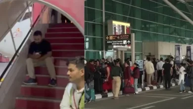 IGI एयरपोर्ट फ्लाइट रद्द, दिल्ली एयरपोर्ट खबर, स्पाइसजेट फ्लाइट कैंसिल न्यूज, दिल्ली पुणे फ्लाइट रद्द, स्पाइसजेट SG 939 उड़ान, दिल्ली एयरपोर्ट यात्री परेशानी, IGI Airport Latest News, दिल्ली विमान सेवा अपडेट, DGCA जांच स्पाइसजेट, नागरिक उड्डयन मंत्रालय खबर, दिल्ली इंटरनेशनल एयरपोर्ट न्यूज, एयरलाइन लापरवाही खबर,IGI Airport Flight Cancelled, SpiceJet SG 939 Flight Cancelled, Delhi Pune Flight Delay News, Delhi Airport Latest News 2026, SpiceJet Flight Delay Update, IGI Airport Passenger Trouble, Delhi Airport Technical Issue, DGCA Investigation SpiceJet, Flight Cancelled Due To Technical Fault, SpiceJet Passenger Complaint,SpiceJet Delhi Pune flight SG 939 cancelled reason, Why SpiceJet flight cancelled at IGI Airport, Delhi Airport SpiceJet passengers stranded news, IGI Airport flight delay latest update, स्पाइसजेट दिल्ली पुणे फ्लाइट क्यों हुई रद्द, दिल्ली एयरपोर्ट पर यात्री क्यों फंसे, SG 939 flight cancellation latest news,SpiceJet flight cancelled at IGI Airport, Passengers stranded at Delhi Airport, Delhi Pune SpiceJet SG939 flight delay, IGI Airport passenger protest, SpiceJet technical issue flight news,#IGIAirport #DelhiAirport #SpiceJet #SpiceJetFlight #FlightCancelled #DelhiPuneFlight #DGCA #AviationNews #DelhiNews #AirportUpdate #FlightDelay,IGI Airport, Delhi Airport, SpiceJet, SpiceJet SG 939, Delhi Pune Flight, Flight Cancelled News, Aviation News India, DGCA, Civil Aviation Ministry, Delhi News, Airport Passenger Issue, Airline Complaint, New Delhi News, भारत विमान सेवा समाचार, एयरलाइन अपडेट,, फ्लाइट देरी समाचार,