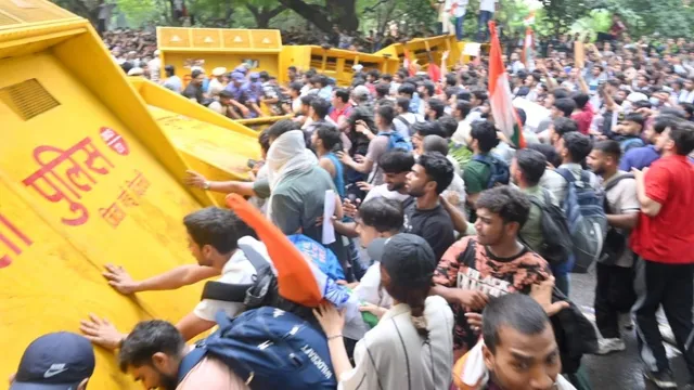 CJP संसद मार्च लाइव, CJP प्रदर्शन दिल्ली, जंतर मंतर प्रदर्शन, संसद भवन सुरक्षा, दिल्ली प्रदर्शन आज, आंसू गैस के गोले, संसद मार्च अपडेट, दिल्ली पुलिस कार्रवाई, संसद मानसून सत्र 2026, धर्मेंद्र प्रधान इस्तीफा, नई दिल्ली न्यूज, दिल्ली ब्रेकिंग न्यूज,CJP Parliament March Live, CJP Protest Delhi, Jantar Mantar Protest, Parliament House Security, Delhi Protest Today, Tear Gas Shells Delhi, Parliament March Update, Delhi Police Action, Parliament Monsoon Session 2026, Dharmendra Pradhan Protest, New Delhi Breaking News,CJP Parliament March Protest Images, Delhi Police Action, Jantar Mantar Protest Photos, Parliament House Security, Tear Gas Shells Protest, Delhi March Live Update,#CJPParliamentMarch, #CJPProtest, #DelhiProtest, #JantarMantar, #ParliamentHouse, #DelhiPolice, #ParliamentSession2026, #BreakingNews, #DelhiNews, #IndiaNews, #ProtestLive, #NewDelhi,