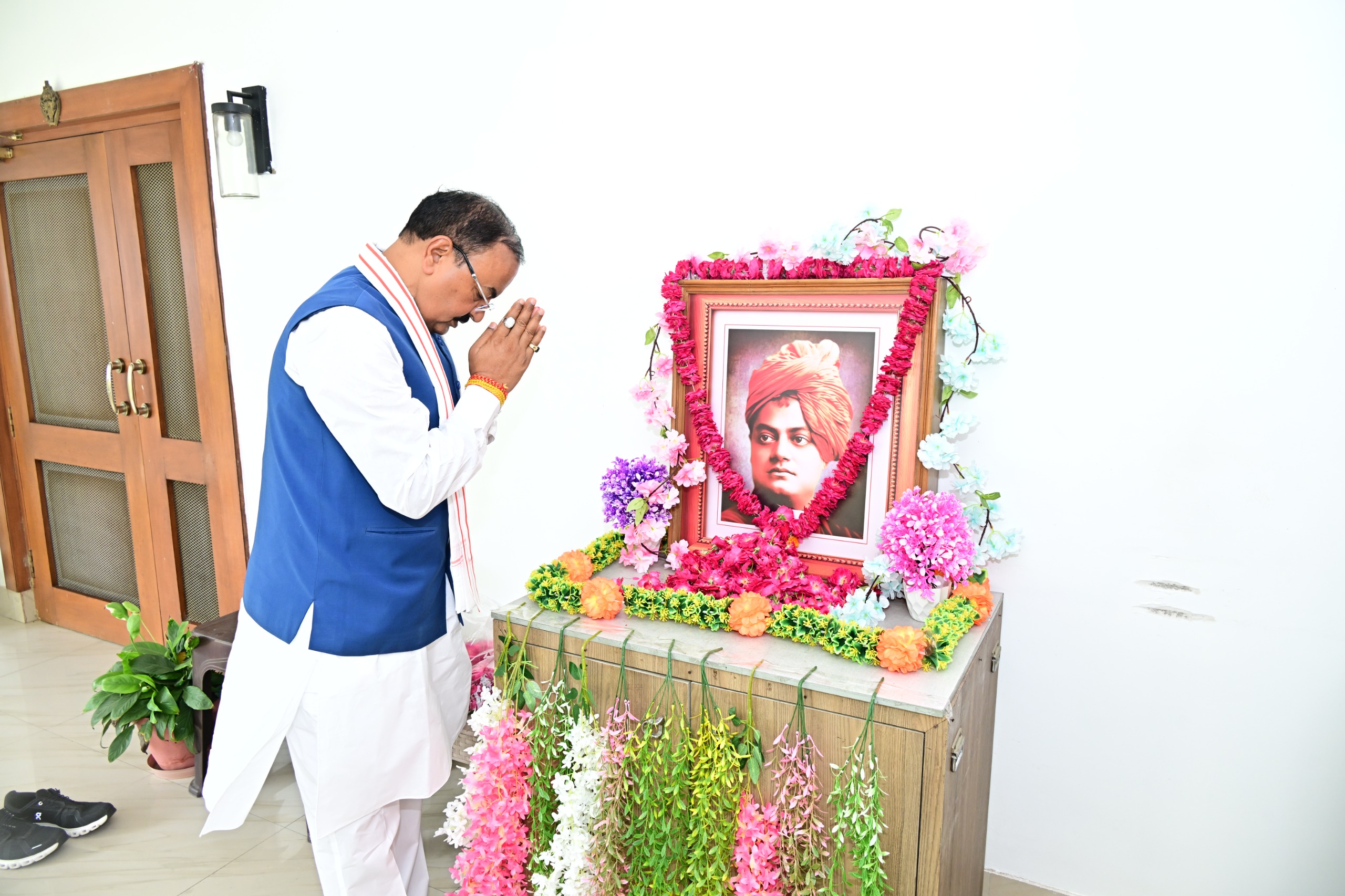 Swami Vivekananda Death Anniversary, Keshav Prasad Maurya, Swami Vivekananda News, Lucknow News, Youth Inspiration, Nation Building, Uttar Pradesh Government, Double Engine Government, Narendra Modi, Yogi Adityanath, Inspirational Thoughts, UP Politics,स्वामी विवेकानंद पुण्यतिथि, केशव प्रसाद मौर्य, स्वामी विवेकानंद समाचार, लखनऊ समाचार, युवा प्रेरणास्रोत, राष्ट्र निर्माण, उत्तर प्रदेश सरकार, डबल इंजन सरकार, नरेंद्र मोदी, योगी आदित्यनाथ, प्रेरणादायक विचार, उत्तर प्रदेश राजनीति,स्वामी विवेकानंद, केशव प्रसाद मौर्य, लखनऊ, उत्तर प्रदेश, युवा, राष्ट्र सेवा, प्रेरणा, श्रद्धांजलि, डिप्टी सीएम, स्मृति दिवस,Swami Vivekananda, Keshav Prasad Maurya, Lucknow, Uttar Pradesh, Youth, Nation Service, Tribute, Inspiration, Deputy Chief Minister, Memorial Day,स्वामी विवेकानंद, केशव प्रसाद मौर्य, विवेकानंद पुण्यतिथि, लखनऊ खबर, उत्तर प्रदेश समाचार, युवा प्रेरणा, राष्ट्र निर्माण, Narendra Modi Government, Yogi Government, Hindi News,#SwamiVivekananda, #KeshavPrasadMaurya, #Vivekananda, #LucknowNews, #UPNews, #YouthInspiration, #NationBuilding, #HindiNews, #GoogleDiscover, #BreakingNews,