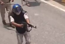 सिवान न्यूज, बिहार बंद हिंसा, सिवान हिंसा मामला, AK-47 फायरिंग सिवान, सिवान पुलिस कार्रवाई, बिहार पुलिस, अभिषेक कुमार पटेल सस्पेंड, सिवान वायरल वीडियो, बिहार लेटेस्ट न्यूज, पुलिस विभागीय जांच,Siwan News, Bihar Bandh Violence, Siwan AK47 Firing, Bihar Police Action, Police Constable Suspended, Siwan Viral Video, Abhishek Kumar Patel, Bihar Latest News, Law and Order News India,Siwan AK47 Firing Case, Bihar Bandh Violence News, Siwan Police Constable Suspended, Abhishek Kumar Patel News, Bihar Police Action, Siwan Viral Video, JP Chowk Violence, Bihar Latest News, Siwan News Today, Bihar,#Siwan #SiwanNews #BiharNews #BiharBandh #AK47Firing #BiharPolice #PoliceAction #LawAndOrder #BreakingNews #BiharViolence #IndiaNews #राष्ट्रीयप्रस्तावना #सिवान #बिहार #बिहारबंद #पुलिसकार्रवाई #हिंसामामला #लेटेस्टन्यूज,
