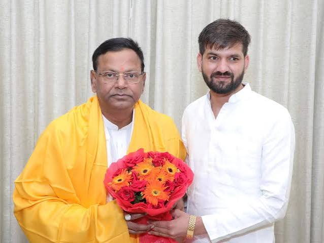 गोंडा ठगी मामला, गोंडा निवेश घोटाला, गोंडा फ्रॉड केस, निवेश के नाम पर ठगी, बीजेपी नेता राहुल सिंह, गोंडा पुलिस, कर्नलगंज कोतवाली, VODBRO कंपनी, कैपिटल मनी सॉल्यूशन प्राइवेट लिमिटेड, उत्तर प्रदेश अपराध समाचार, गोंडा न्यूज, निवेश धोखाधड़ी, पुलिसकर्मी पर केस, यूपी क्राइम न्यूज, गोंडा, उत्तर प्रदेश, आर्थिक अपराध,Gonda Fraud Case, Gonda Investment Scam, Gonda News, Investment Fraud UP, BJP Leader Rahul Singh, UP Crime News, Karnalganj Police, VODBRO Company, Capital Money Solution Private Limited, Financial Fraud India, Uttar Pradesh News, Investment Scam, Police FIR, Economic Crime, Gonda District,गोंडा ठगी, निवेश घोटाला, बीजेपी नेता, पुलिसकर्मी, गोंडा पुलिस, कर्नलगंज, आर्थिक अपराध, उत्तर प्रदेश समाचार,Gonda Scam, Investment Fraud, BJP Leader, Policeman FIR, Gonda Police, Financial Crime, Uttar Pradesh Crime, Economic Offence,#GondaFraudCase, #GondaNews, #InvestmentScam, #UPCrimeNews, #BJPLeader, #RahulSingh, #FinancialFraud, #Karnalganj, #UttarPradesh, #PoliceInvestigation, #EconomicCrime, #BreakingNews, #UPNews, #FraudCase, #CrimeNews