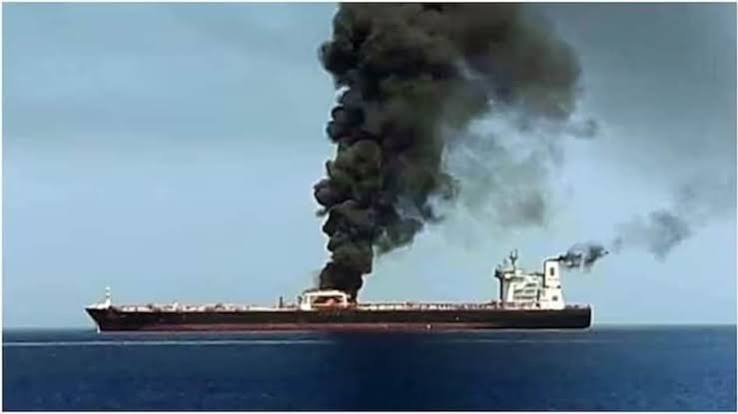 ओमान जहाज हमला, Oman Ship Attack News, GFS Galaxy जहाज हमला, भारतीय नागरिक लापता, विदेश मंत्रालय बयान, ओमान तट खबर, समुद्री सुरक्षा समाचार, मिडिल ईस्ट तनाव, भारतीय नाविक रेस्क्यू, अंतरराष्ट्रीय खबर,Oman Ship Attack, GFS Galaxy Ship Attack, Indian Crew Missing, Indian Foreign Ministry Statement, Oman Coast Incident, Maritime Security News, Middle East Tension, Indian Sailors Rescued, International News,ओमान तट जहाज हमला, GFS Galaxy जहाज, भारतीय नाविक रेस्क्यू, विदेश मंत्रालय अपडेट, समुद्री सुरक्षा संकट,Oman Coast Ship Attack, GFS Galaxy Vessel Incident, Indian Crew Rescue, MEA Statement, Maritime Security Crisis,#OmanShipAttack, #GFSGalaxy, #IndianNavy, #MEA, #MaritimeSecurity, #MiddleEastCrisis, #BreakingNews, #InternationalNews, #IndianCrew, #WorldNews,