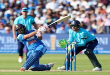 IND vs ENG तीसरा वनडे, भारत इंग्लैंड वनडे सीरीज 2026, रोहित शर्मा शतक, रोहित शर्मा 138 रन, बेन डकेट शतक, इंग्लैंड ने भारत को हराया, लॉर्ड्स वनडे मैच, भारत की हार, क्रिकेट समाचार, खेल समाचार, भारतीय क्रिकेट टीम, इंग्लैंड क्रिकेट टीम, वनडे सीरीज अपडेट, विराट कोहली 74 रन, शुभमन गिल 77 रन, सैम करन चार विकेट,IND vs ENG 3rd ODI, India vs England ODI Series 2026, Rohit Sharma Century, Rohit Sharma 138 Runs, Ben Duckett 142 Runs, England Beat India, Lord's ODI Match, India Cricket Team News, England Cricket Team News, ODI Series Result, Virat Kohli 74 Runs, Shubman Gill 77 Runs, Sam Curran Four Wickets, Cricket News Today,#INDvsENG #INDvsENG3rdODI #RohitSharma #BenDuckett #ViratKohli #ShubmanGill #EnglandCricket #IndianCricketTeam #CricketNews #ODICricket #LordsCricketGround #SportsNews #IndiaVsEnglandSeries,Rohit Sharma Century, India vs England 3rd ODI Match, Lord's Cricket Stadium, Ben Duckett Hundred, England Cricket Team Victory, Indian Cricket Team Players, Rohit Sharma Batting, Virat Kohli Batting, Sam Curran Bowling,