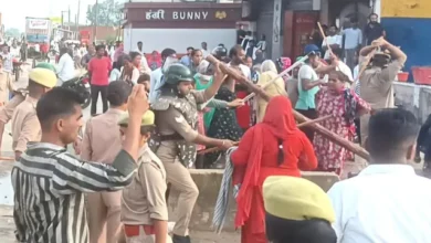 देवबंद शिवा हत्याकांड, शिवा मर्डर केस, देवबंद प्रदर्शन, सहारनपुर समाचार, सहारनपुर पुलिस, पुलिस लाठीचार्ज, देवबंद हाईवे जाम, शिवा हत्या विरोध प्रदर्शन, सहारनपुर SSP अभिनंदन, उत्तर प्रदेश समाचार, कानून व्यवस्था, देवबंद ब्रेकिंग न्यूज, महिलाओं पर लाठीचार्ज, जिला सहारनपुर, अपराध समाचार,Deoband Shiva Murder Case, Shiva Murder Protest, Deoband Protest News, Saharanpur News, Saharanpur Police, Police Lathi Charge, Highway Protest, Uttar Pradesh News, SSP Abhinandan, Shiva Murder Latest News, Crime News India, Law and Order, Protest Violence, Deoband Breaking News, UP Crime News,Deoband Lathi Charge, Shiva Murder, Saharanpur Protest, Police Action, Women Injured Protest, Highway Blockade, Deoband News, Uttar Pradesh Crime, SSP Saharanpur, Crime Update,#Deoband #ShivaMurderCase #Saharanpur #PoliceLathiCharge #UPNews #CrimeNews #BreakingNews #UttarPradesh #LawAndOrder #Protest #DeobandNews #SaharanpurPolice #HindiNews #GoogleDiscover #LatestNews,