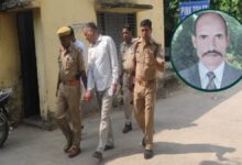 एटा में दरोगा सिपाही को उम्रकैद, एटा हिरासत मौत मामला, एटा पुलिस हिरासत में मौत, जैथरा हिरासत मौत, एटा कोर्ट फैसला, एटा में पुलिसकर्मियों को उम्रकैद, गजराज सिंह, महावीर सिंह, मोहरपाल उर्फ पप्पू, काली नदी में शव फेंकने का मामला, 21 साल बाद न्याय, एटा क्राइम न्यूज, एटा कोर्ट न्यूज, एटा जिला समाचार, उत्तर प्रदेश क्राइम न्यूज, उत्तर प्रदेश कोर्ट फैसला, पुलिस हिरासत मौत मामला, सीबीसीआईडी जांच, एटा लेटेस्ट न्यूज, Etah police custody death case, Etah inspector constable life imprisonment, Etah court verdict, Etah police custody death, Jaithra police custody case, Gajraj Singh, Mahavir Singh, Moharpal alias Pappu, Etah crime news, Etah latest news, Uttar Pradesh crime news, UP court verdict, police custody death case, CBCID investigation Etah, 21 years old custody death case, Etah district news, Uttar Pradesh police case, life imprisonment to police officers, #एटा, #एटान्यूज, #जैथरा, #उत्तरप्रदेश, #यूपीक्राइम, #क्राइमNews, #कोर्टफैसला, #उम्रकैद, #पुलिसहिरासत, #हिरासतमौत, #एटाकोर्ट, #सीबीसीआईडी, #Etah, #EtahNews, #Jaithra, #UttarPradesh, #UPNews, #CrimeNews, #EtahCourt, #PoliceCustodyDeath, #LifeImprisonment, #CourtVerdict, #CBCID,