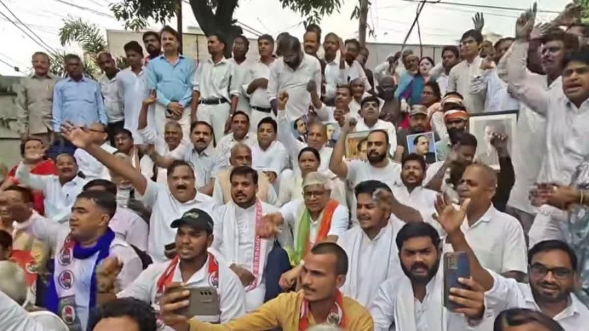 राहुल गांधी धरना, राहुल गांधी प्रदर्शन, लखनऊ कांग्रेस प्रदर्शन, लखनऊ में कांग्रेस का धरना, राहुल गांधी दिल्ली धरना, कांग्रेस प्रदर्शन लखनऊ, दिल्ली पुलिस FIR, राहुल गांधी FIR मामला, प्रियंका गांधी धरना, राजेंद्र पाल गौतम, अनिल जयहिन्द, यूपी कांग्रेस, उत्तर प्रदेश कांग्रेस, जेन जी छात्र प्रदर्शन, पैलेट गन मामला, दिल्ली प्रदर्शन, कांग्रेस लेटेस्ट न्यूज, लखनऊ राजनीतिक समाचार, यूपी राजनीति, Rahul Gandhi Protest, Rahul Gandhi Dharna, Lucknow Congress Protest, Lucknow Congress Dharna, Rahul Gandhi Delhi Protest, Congress Protest Lucknow, Delhi Police FIR, Rahul Gandhi FIR Case, Priyanka Gandhi Protest, Rajendra Pal Gautam, Anil Jaihind, UP Congress, Uttar Pradesh Congress, Gen Z Students Protest, Pellet Gun Case, Delhi Protest, Congress Latest News, Lucknow Political News, UP Politics, लखनऊ राजनीतिक समाचार, Lucknow Political News, लखनऊ उत्तर प्रदेश समाचार, Lucknow Uttar Pradesh News, लखनऊ कांग्रेस प्रदर्शन, Lucknow Congress Protest, लखनऊ कांग्रेस धरना, Lucknow Congress Dharna, यूपी कांग्रेस समाचार, UP Congress News, उत्तर प्रदेश कांग्रेस प्रदर्शन, Uttar Pradesh Congress Protest, राहुल गांधी लखनऊ समाचार, Rahul Gandhi Lucknow News, लखनऊ धरना प्रदर्शन समाचार, Lucknow Protest News, उत्तर प्रदेश राजनीतिक समाचार, Uttar Pradesh Political News, कांग्रेस प्रदर्शन समाचार, Congress Protest News, #RahulGandhi, #RahulGandhiProtest, #PriyankaGandhi, #Congress, #CongressProtest, #LucknowCongress, #LucknowProtest, #UPCongress, #UPPolitics, #DelhiProtest, #DelhiPolice, #FIR, #GenZStudents, #PelletGun, #RajendraPalGautam, #AnilJaihind, #LucknowNews, #UPNews, #RahulGandhiNews, #राहुलगांधी, #कांग्रेस, #लखनऊकांग्रेस, #कांग्रेसप्रदर्शन, #यूपी_कांग्रेस, #लखनऊसमाचार, #यूपी_राजनीति,