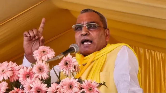 OP Rajbhar, Om Prakash Rajbhar, Akhilesh Yadav, Rahul Gandhi, OP Rajbhar statement, OP Rajbhar on Akhilesh Yadav, Rahul Gandhi Prayagraj program, Rahul Gandhi Prayagraj rally, SP Congress alliance, SP Congress seat sharing, Uttar Pradesh politics, UP politics news, Prayagraj politics, Rajbhar Akhilesh Yadav news, Rahul Gandhi rally crowd, Akhilesh Yadav latest news, OP Rajbhar latest news, Uttar Pradesh political news, Lucknow political news, ओपी राजभर अखिलेश यादव, अखिलेश यादव राहुल गांधी प्रयागराज, राहुल गांधी प्रयागराज कार्यक्रम, ओपी राजभर राहुल गांधी, राजभर का अखिलेश पर हमला, अखिलेश यादव पर ओपी राजभर का तंज, सपा कांग्रेस गठबंधन यूपी, सपा कांग्रेस सीट शेयरिंग, प्रयागराज राहुल गांधी न्यूज, यूपी पॉलिटिक्स लेटेस्ट न्यूज, OP Rajbhar Akhilesh Yadav, Rahul Gandhi Prayagraj News, SP Congress alliance UP, UP politics latest news, ओपी राजभर, अखिलेश यादव, राहुल गांधी, ओपी राजभर का बयान, अखिलेश यादव पर राजभर का तंज, राहुल गांधी प्रयागराज कार्यक्रम, प्रयागराज राहुल गांधी कार्यक्रम, सपा कांग्रेस गठबंधन, सपा कांग्रेस सीट बंटवारा, यूपी राजनीति, उत्तर प्रदेश राजनीति, प्रयागराज राजनीति, राजभर अखिलेश विवाद, राहुल गांधी कार्यक्रम में भीड़, अखिलेश यादव न्यूज, ओपी राजभर न्यूज, लखनऊ राजनीति, प्रयागराज राजनीतिक खबर,