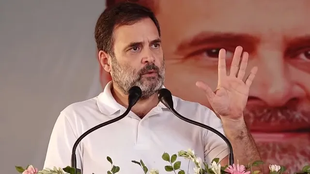 मनुस्मृति पर राहुल गांधी की टिप्पणी, राहुल गांधी मनुस्मृति बयान, मनुस्मृति विवाद, राहुल गांधी विवाद, प्रयागराज मनुस्मृति विवाद, प्रयागराज धर्माचार्य, प्रयागराज संत राहुल गांधी, मनुस्मृति पर संतों का बयान, मनुस्मृति नारी सम्मान, मनुस्मृति अध्याय 3, राहुल गांधी ताजा खबर, प्रयागराज न्यूज, उत्तर प्रदेश समाचार, यूपी पॉलिटिक्स, धार्मिक विवाद, राजनीतिक बयान, प्रयागराज धार्मिक संवाद, अखिल भारतीय अखाड़ा परिषद, रवींद्र पुरी, यमुना पुरी, श्रीधरानंद ब्रह्मचारी, डॉ. बिपिन पांडेय, Manusmriti Rahul Gandhi remarks, Rahul Gandhi Manusmriti statement, Manusmriti controversy, Rahul Gandhi controversy, Prayagraj Manusmriti controversy, Prayagraj saints, Prayagraj religious leaders, Manusmriti debate, Manusmriti and women, Manusmriti Chapter 3, Rahul Gandhi latest news, Prayagraj news, Uttar Pradesh news, UP politics, religious controversy India, political statement, Prayagraj religious dialogue, Akhil Bharatiya Akhara Parishad, Ravindra Puri, Yamuna Puri, Shridharanand Brahmachari, Bipin Pandey, Rahul Gandhi Manusmriti remarks, Prayagraj saints reaction, Manusmriti controversy, Rahul Gandhi statement on Manusmriti, Prayagraj religious leaders, Manusmriti debate, Ravindra Puri, Yamuna Puri, Shridharanand Brahmachari, Bipin Pandey, Prayagraj religious dialogue,#मनुस्मृति, #राहुलगांधी, #Manusmriti, #RahulGandhi, #ManusmritiControversy, #Prayagraj, #प्रयागराज, #UttarPradesh, #UPNews, #UPPolitics, #धर्माचार्य, #संत, #सनातनधर्म, #AkharaParishad, #RavindraPuri, #YamunaPuri, #PrayagrajNews, #ReligiousDebate,