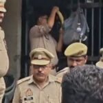 संभल कोर्ट परिसर में पुलिसकर्मियों की मारपीट, संभल कोर्ट मारपीट वीडियो, संभल जिला न्यायालय पुलिस विवाद, संभल पुलिसकर्मी मारपीट, संभल कोर्ट वायरल वीडियो, कैदी को बैरक में रखने पर विवाद, संभल पुलिस खबर, संभल जिला न्यायालय समाचार, चंदौसी पुलिस, GRP पुलिसकर्मी विवाद, बंदीगृह पुलिसकर्मी मारपीट, उत्तर प्रदेश पुलिस विवाद, यूपी पुलिस न्यूज, संभल क्राइम न्यूज,Sambhal court police clash, Sambhal court police fight, Sambhal court viral video, Sambhal police news, Sambhal district court fight, police personnel fight in Sambhal court, GRP police clash Sambhal, jail police personnel dispute, prisoner barrack dispute, Sambhal crime news, Uttar Pradesh police news, Sambhal district news, Chandausi police investigation,