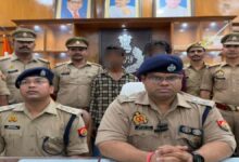 Lucknow Crime News, Lucknow Chain Snatching, Madiyanva Police, Chain Snatcher Arrested, Lucknow Police, Chain Loot, UP Crime News ,लखनऊ चेन स्नैचिंग, लखनऊ क्राइम न्यूज, मड़ियांव पुलिस, चेन स्नैचर गिरफ्तार, लखनऊ पुलिस, चेन लूट, बुजुर्ग महिला चेन लूट, डिलीवरी बॉय गिरफ्तार ,