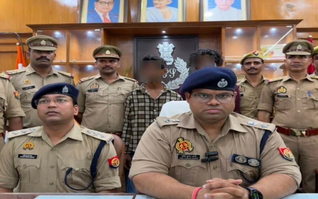Lucknow Crime News, Lucknow Chain Snatching, Madiyanva Police, Chain Snatcher Arrested, Lucknow Police, Chain Loot, UP Crime News ,लखनऊ चेन स्नैचिंग, लखनऊ क्राइम न्यूज, मड़ियांव पुलिस, चेन स्नैचर गिरफ्तार, लखनऊ पुलिस, चेन लूट, बुजुर्ग महिला चेन लूट, डिलीवरी बॉय गिरफ्तार ,