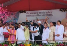योगी आदित्यनाथ, मुख्यमंत्री योगी आदित्यनाथ, अरुण गोविल, राजकुमार सांगवान, दिनेश खटीक, अमित अग्रवाल, गुलाम मोहम्मद, हरिकांत अहलूवालिया, उत्तर प्रदेश सरकार, मेरठ प्रशासन, मेरठ पुलिस, गाजियाबाद प्रशासन, बागपत प्रशासन, CM Yogi Adityanath, Arun Govil, Rajkumar Sangwan, Dinesh Khatik, Amit Agarwal, Ghulam Mohammad, Harikant Ahluwalia, Meerut Administration, Meerut Police, Uttar Pradesh Government, Kanwar Yatra 2026 today, CM Yogi in Meerut today, CM Yogi flower shower on Kanwariyas, Meerut Kanwar Yatra today, Kanwar Yatra 2026 Meerut news, Yogi Adityanath Meerut visit today, Meerut Kanwar news today, CM Yogi Kanwar Yatra latest news, Meerut Kanwariya flower shower, Dulheda Chungi Kanwar Yatra, मोदीपुरम में योगी की पुष्पवर्षा, मेरठ में कांवड़ियों पर फूल, कांवड़ यात्रा 2026 मेरठ न्यूज, सीएम योगी मेरठ दौरा आज, मेरठ कांवड़ यात्रा आज की खबर,