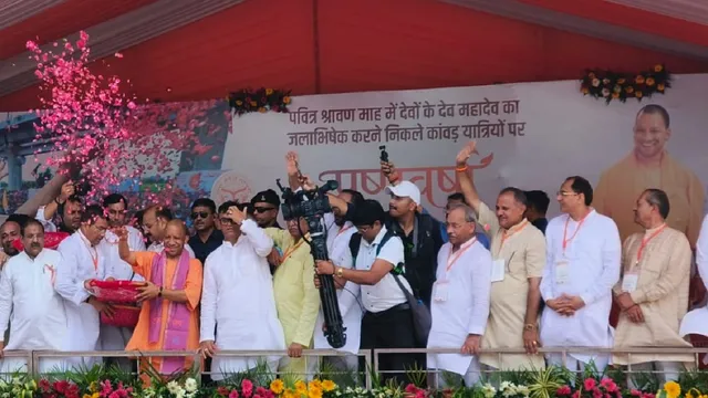 योगी आदित्यनाथ, मुख्यमंत्री योगी आदित्यनाथ, अरुण गोविल, राजकुमार सांगवान, दिनेश खटीक, अमित अग्रवाल, गुलाम मोहम्मद, हरिकांत अहलूवालिया, उत्तर प्रदेश सरकार, मेरठ प्रशासन, मेरठ पुलिस, गाजियाबाद प्रशासन, बागपत प्रशासन, CM Yogi Adityanath, Arun Govil, Rajkumar Sangwan, Dinesh Khatik, Amit Agarwal, Ghulam Mohammad, Harikant Ahluwalia, Meerut Administration, Meerut Police, Uttar Pradesh Government, Kanwar Yatra 2026 today, CM Yogi in Meerut today, CM Yogi flower shower on Kanwariyas, Meerut Kanwar Yatra today, Kanwar Yatra 2026 Meerut news, Yogi Adityanath Meerut visit today, Meerut Kanwar news today, CM Yogi Kanwar Yatra latest news, Meerut Kanwariya flower shower, Dulheda Chungi Kanwar Yatra, मोदीपुरम में योगी की पुष्पवर्षा, मेरठ में कांवड़ियों पर फूल, कांवड़ यात्रा 2026 मेरठ न्यूज, सीएम योगी मेरठ दौरा आज, मेरठ कांवड़ यात्रा आज की खबर,