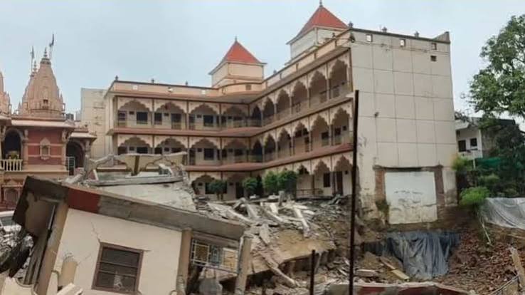 प्रयागराज स्वामीनारायण मंदिर हादसा, प्रयागराज मंदिर हादसा, स्वामीनारायण मंदिर का हिस्सा गिरा, प्रयागराज में मंदिर का हिस्सा ढहा, जॉर्ज टाउन प्रयागराज मंदिर, प्रयागराज जॉर्ज टाउन समाचार, प्रयागराज मंदिर गिरने की खबर, स्वामीनारायण मंदिर प्रयागराज, मंदिर की नींव में दरार, मंदिर की नींव कमजोर, बारिश से मंदिर की नींव प्रभावित, प्रयागराज बारिश, प्रयागराज जलभराव, जमीन की खोदाई, निर्माण के लिए खोदाई, Prayagraj News, प्रयागराज लेटेस्ट न्यूज, उत्तर प्रदेश समाचार, यूपी न्यूज, प्रयागराज स्थानीय समाचार, Prayagraj Swaminarayan Temple Collapse, Prayagraj Temple Collapse, Swaminarayan Temple Prayagraj, Swaminarayan Temple Collapse News, Prayagraj Georgetown News, Georgetown Prayagraj Temple, Prayagraj Latest News, Prayagraj Rain News, Temple Foundation Damage, Temple Foundation Crack, Construction Excavation Prayagraj, Rain Water Excavation, Prayagraj Local News, Uttar Pradesh News, UP Latest News, Prayagraj Breaking News, Temple Collapse Uttar Pradesh, #Prayagraj, #PrayagrajNews, #SwaminarayanTemple, #TempleCollapse, #PrayagrajTemple, #GeorgetownPrayagraj, #PrayagrajRain, #UPNews, #UttarPradesh, #TempleIncident, #ConstructionNews, #PrayagrajLatestNews, #प्रयागराज, #प्रयागराजसमाचार, #स्वामीनारायणमंदिर, #मंदिरहादसा, #जॉर्जटाउन, #प्रयागराजबारिश, #उत्तरप्रदेश, #यूपीसमाचार,