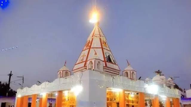 सिंहेश्वरनाथ मंदिर भगदड़, मधेपुरा मंदिर हादसा, मधेपुरा सिंहेश्वरनाथ मंदिर, सिंहेश्वर धाम भगदड़, सिंहेश्वरनाथ मंदिर हादसा, बिहार मंदिर भगदड़, सावन सोमवार मंदिर हादसा, सिंहेश्वरनाथ मंदिर में अफरातफरी, मधेपुरा मंदिर में श्रद्धालु घायल, सिंहेश्वरनाथ मंदिर श्रद्धालु घायल, बिहार मंदिर हादसा, सावन की चौथी सोमवारी, मधेपुरा समाचार, बिहार समाचार, मंदिर में भगदड़ ,Singheshwar Nath Temple stampede, Singheshwarnath Temple Madhepura, Madhepura temple stampede, Singheshwar Dham incident, Bihar temple stampede, Madhepura temple accident, Singheshwarnath Temple devotees injured, Bihar temple news, Sawan Somwar temple incident, Singheshwar Nath Temple news, Madhepura latest news, Bihar latest news, temple stampede in Bihar, devotees injured in Madhepura ,सिंहेश्वरनाथ मंदिर, सिंहेश्वरनाथ मंदिर मधेपुरा, मधेपुरा मंदिर भगदड़, मधेपुरा सिंहेश्वर धाम, सिंहेश्वरनाथ मंदिर हादसा, बिहार मंदिर भगदड़, सावन सोमवार भगदड़, मंदिर में पांच श्रद्धालु घायल, सिंहेश्वरनाथ मंदिर में श्रद्धालु घायल, मधेपुरा आज की खबर, बिहार आज की खबर, सिंहेश्वरनाथ मंदिर लेटेस्ट न्यूज, Singheshwarnath Temple, Singheshwar Nath Temple Madhepura, Madhepura Temple Stampede, Bihar Temple News, Madhepura Latest News, ,#सिंहेश्वरनाथमंदिर, #सिंहेश्वरधाम, #मधेपुरा, #मधेपुरासमाचार, #बिहारसमाचार, #मंदिरभगदड़, #श्रद्धालुघायल, #सावनसोमवार, #सावनकीसोमवारी, #बिहारन्यूज, #Madhepura, #SingheshwarnathTemple, #SingheshwarDham, #BiharNews, #TempleStampede, #DevoteesInjured,