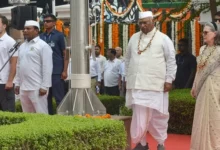 सोनिया गांधी वंदे मातरम् विवाद, राहुल गांधी वंदे मातरम् विवाद, सोनिया राहुल के खिलाफ जांच, वंदे मातरम् मामले में FIR, वंदे मातरम् विवाद 2026, कांग्रेस मुख्यालय वंदे मातरम्, सोनिया गांधी के खिलाफ शिकायत, राहुल गांधी के खिलाफ शिकायत, सोनिया गांधी लेटेस्ट न्यूज, राहुल गांधी लेटेस्ट न्यूज, दिल्ली पुलिस जांच, आइपी एस्टेट थाना, वंदे मातरम् विवाद दिल्ली, कांग्रेस न्यूज, दिल्ली राजनीतिक खबर, राष्ट्रीय गीत विवाद, स्वतंत्रता दिवस कांग्रेस मुख्यालय, हरिद्वार सोनिया गांधी तहरीर, देशराज कर्णवाल, Sonia Gandhi Vande Mataram controversy, Rahul Gandhi Vande Mataram controversy, Sonia Rahul Gandhi police investigation, Vande Mataram complaint, Vande Mataram case 2026, Congress headquarters Vande Mataram, Sonia Gandhi complaint, Rahul Gandhi complaint, Sonia Gandhi latest news, Rahul Gandhi latest news, Delhi Police investigation, IP Estate Police Station, Vande Mataram controversy Delhi, Congress latest news, Delhi political news, Independence Day Congress headquarters, Haridwar Sonia Gandhi complaint, Deshraj Karnwal, #SoniaGandhi #RahulGandhi #VandeMataram #VandeMataramControversy #SoniaGandhiNews #RahulGandhiNews #Congress #CongressNews #DelhiPolice #DelhiNews #VandeMataramCase #IndependenceDay #15August #SoniaRahul #सोनियागांधी #राहुलगांधी #वंदेमातरम् #कांग्रेस #दिल्लीपुलिस #दिल्लीसमाचार #हरिद्वार #उत्तराखंड #राजनीतिखबर