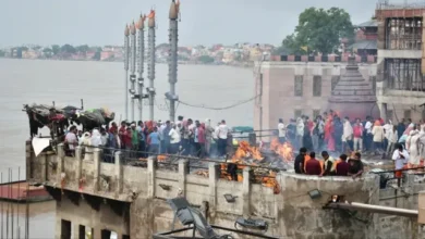 यूपी बाढ़ अलर्ट, उत्तर प्रदेश बाढ़, यूपी में बाढ़, यूपी बारिश, गंगा बाढ़, यमुना बाढ़, वाराणसी बाढ़, प्रयागराज बाढ़, मणिकर्णिका घाट बाढ़, वाराणसी घाट जलमग्न, प्रयागराज में पांच पुल डूबे, बेलन नदी खतरे के निशान के ऊपर, यूपी बाढ़ का पानी, गंगा का जलस्तर, वाराणसी गंगा जलस्तर, प्रयागराज बाढ़ अपडेट ,UP Flood Alert, UP Flood News, Uttar Pradesh Flood, UP Rain Flood, Ganga Flood Varanasi, Yamuna Flood Prayagraj, Varanasi Flood Today, Prayagraj Flood Today, Manikarnika Ghat Flood, Ganga Water Level Varanasi, Belan River Flood, UP Flood Situation, Uttar Pradesh Rain Update, UP Monsoon Flood, Flood Alert Uttar Pradesh यूपी में बाढ़ कब आएगी, यूपी बाढ़ आज का अपडेट, वाराणसी गंगा जलस्तर आज, मणिकर्णिका घाट पर पानी, वाराणसी में बाढ़ के हालात, प्रयागराज में बाढ़, प्रयागराज में कितने पुल डूबे, बेलन नदी का जलस्तर, गंगा यमुना जलस्तर यूपी, यूपी में भारी बारिश से बाढ़, वाराणसी घाटों पर बाढ़, प्रयागराज 45 गांव संपर्क टूटा, UP flood latest news, Varanasi Ganga water level today, Prayagraj flood latest update ,#UPFloodAlert, #UPFlood, #UttarPradeshFlood, #UPWeather, #UPRain, #GangaFlood, #YamunaFlood, #VaranasiFlood, #PrayagrajFlood, #ManikarnikaGhat, #GangaWaterLevel, #BelanRiver, #FloodAlert, #UttarPradeshWeather, #यूपीबाढ़, #यूपीबारिश, #बाढ़अलर्ट, #वाराणसीबाढ़, #प्रयागराजबाढ़, #गंगाजलस्तर, #बेलननदी, #मणिकर्णिकाघाट,